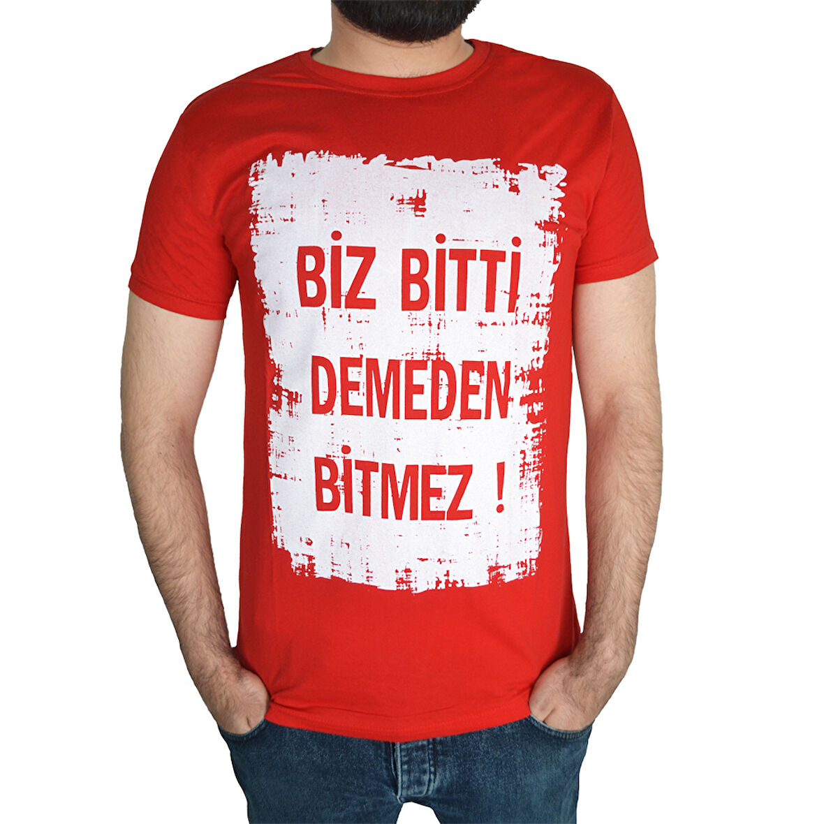 Biz Bitti Demeden Bitmez Yazılı Kısa Kollu Baskılı Tişört