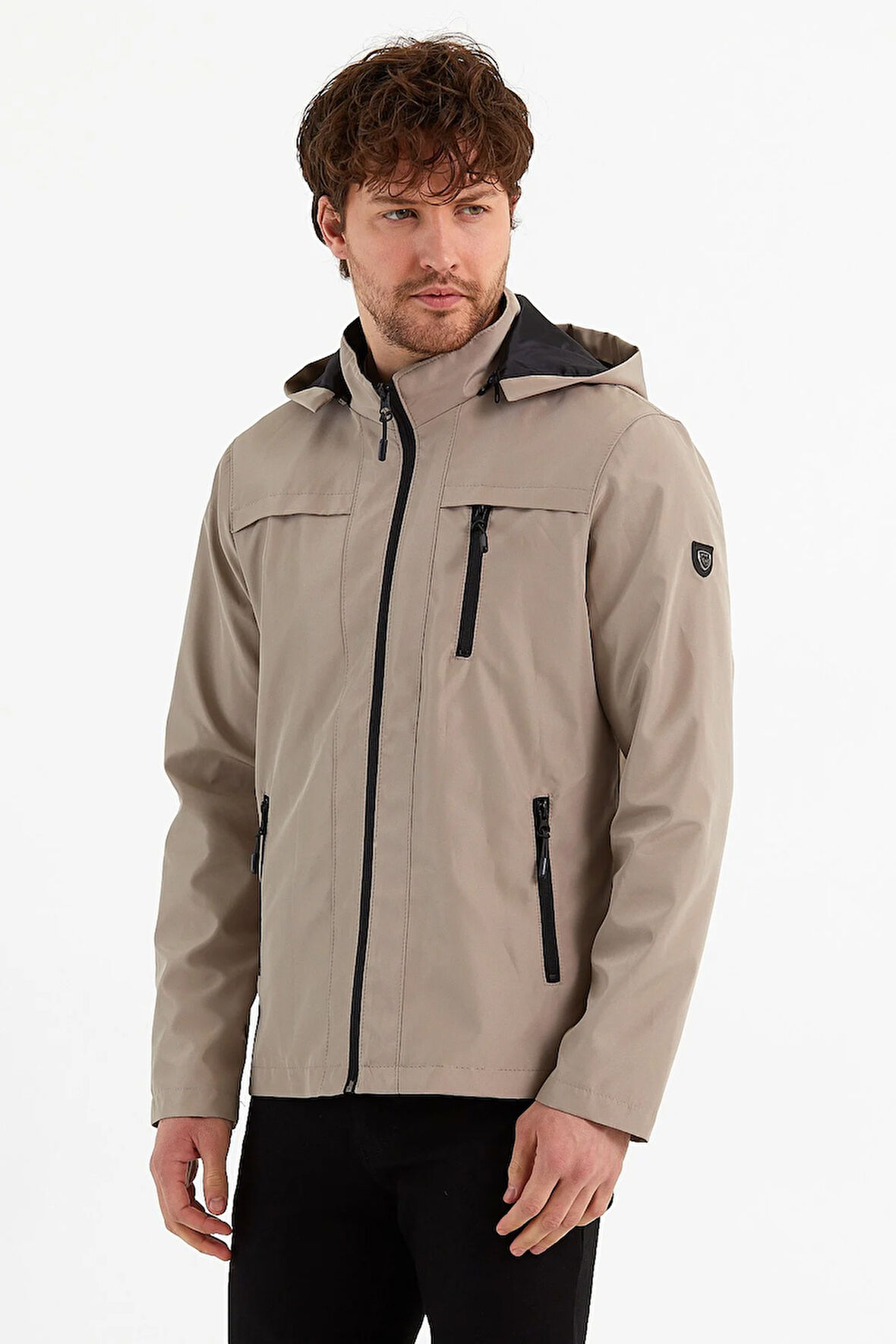 Yeni Sezon Erkek Krem Kapüşonlu İç Cepli Su Ve Rüzgar Geçirmez Mevsimlik&Yazlık Mont