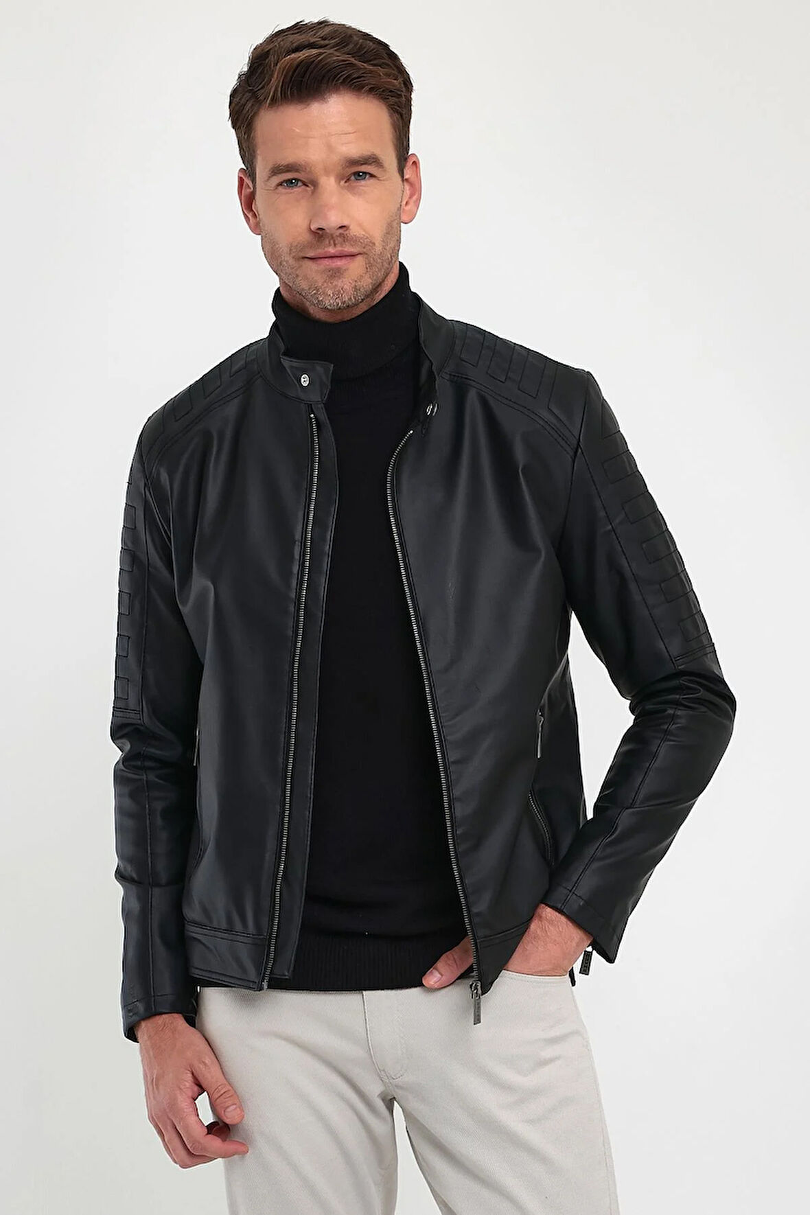 Erkek Siyah Basic Deri Demir Fermuar Detaylı İçi Kürklü Ceket&Mont