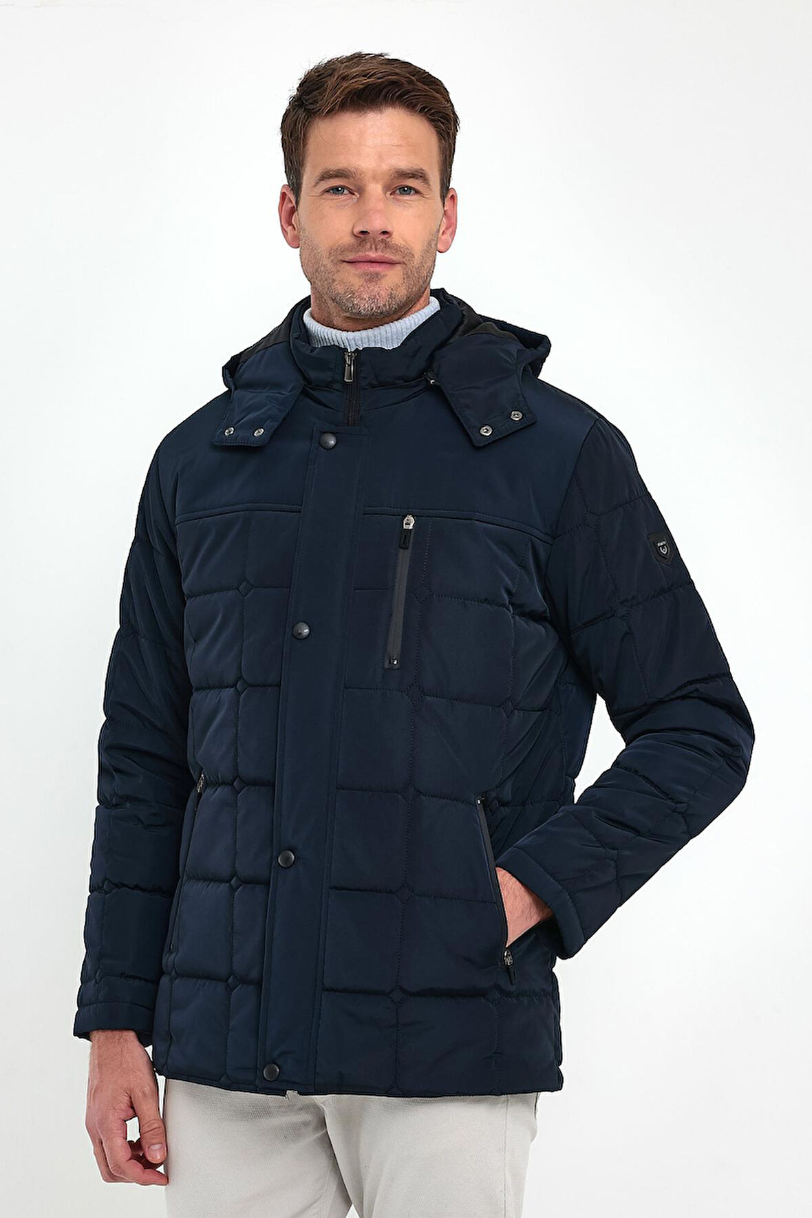 Erkek Lacivert Standart Fit Normal Kesim Çıkmalı Kapüşon Dik Yaka Mont