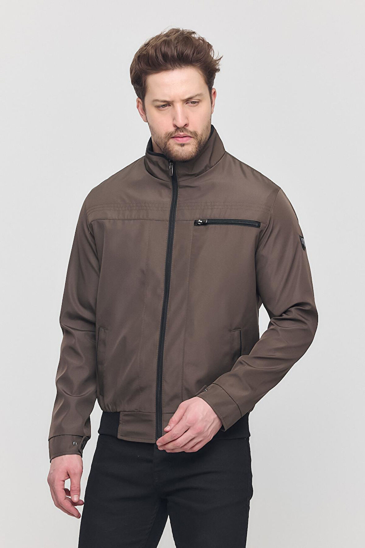Erkek Kahverengi Mevsimlik Triko Detaylı Fermuarlı İç Cepli Mont&Ceket