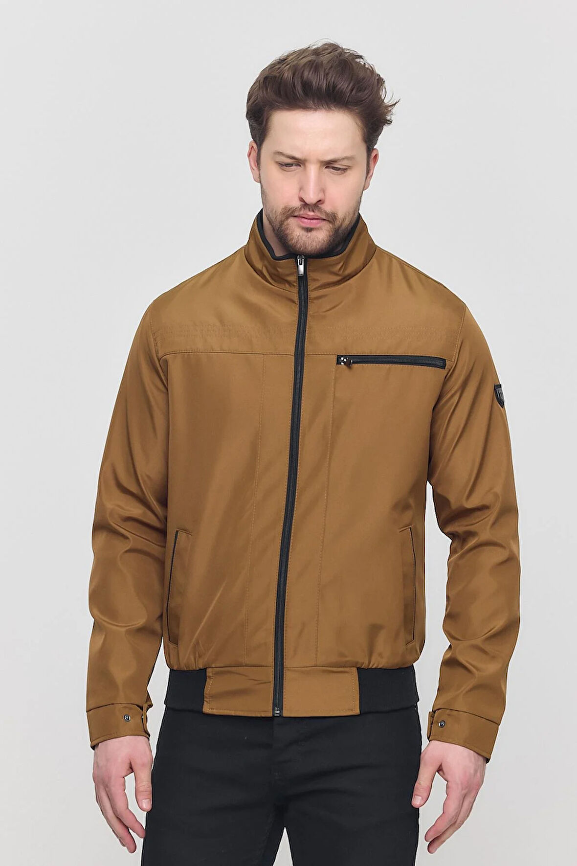 Erkek Koyu Kahverengi Mevsimlik Triko Detaylı Fermuarlı İç Cepli Mont&Ceket