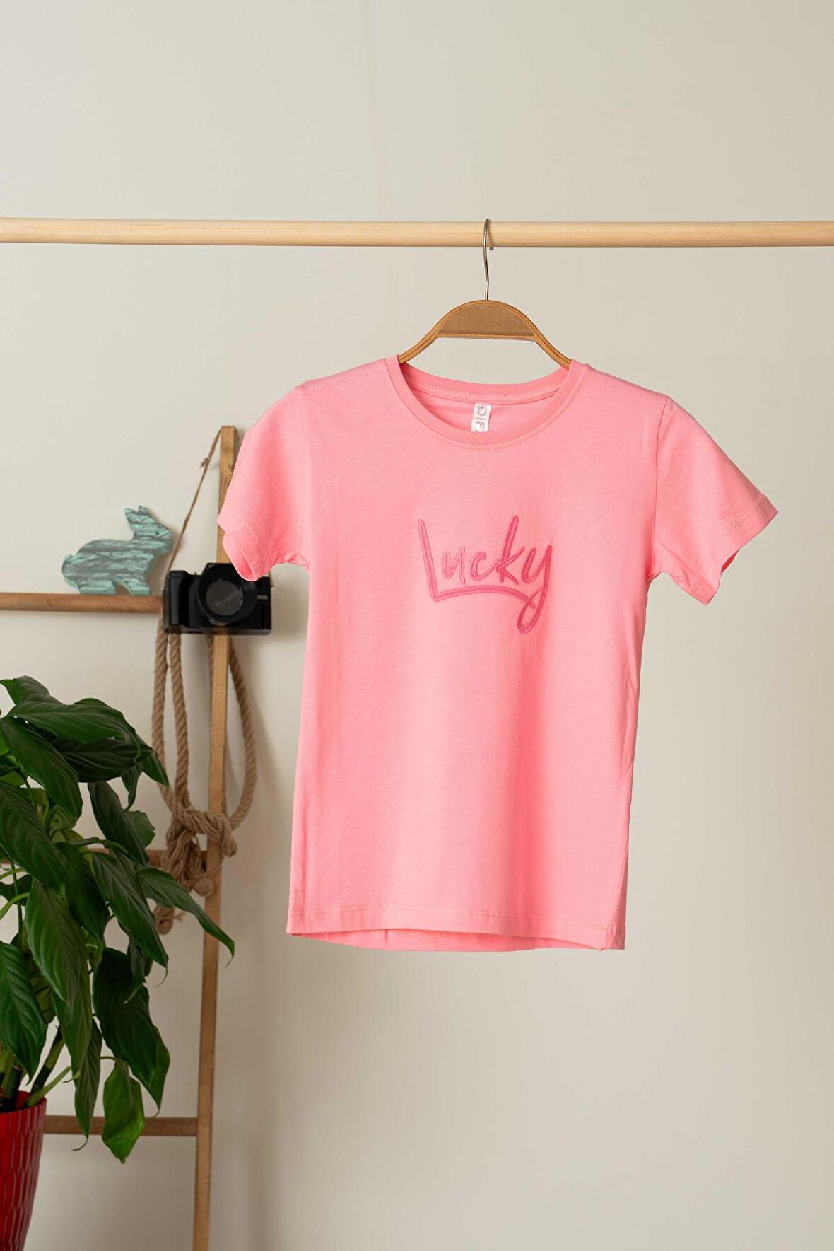 Lucky Nakışlı Unisex Tişört