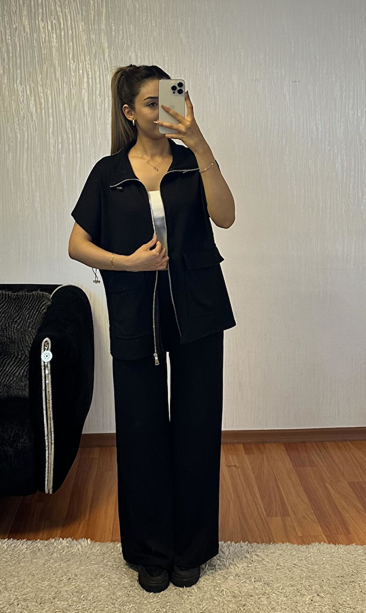 Siyah Bel Lastik Detaylı Yelekli Modal Takım