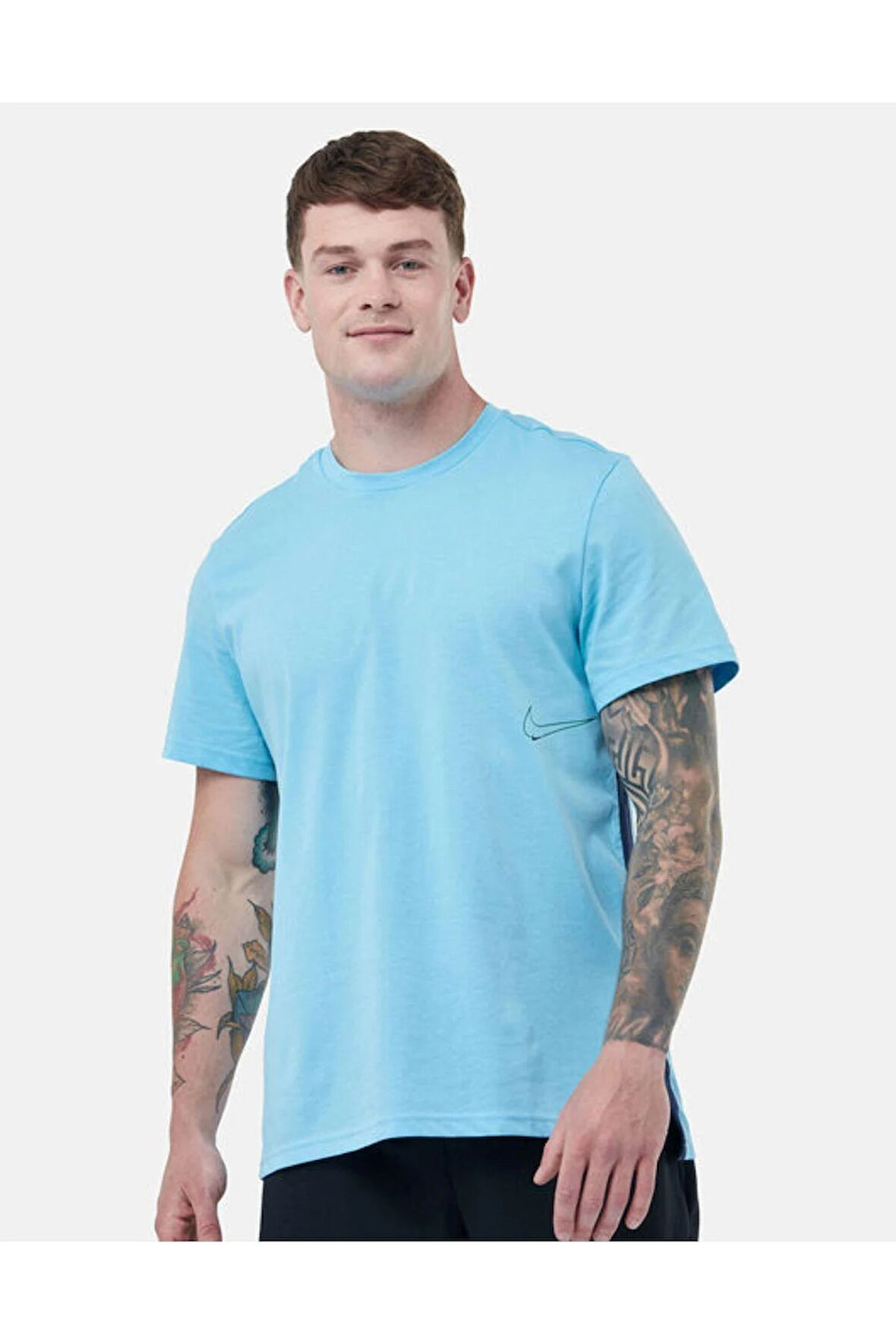 NİKE ERKEK DRİ-FİT TRAİN 6/1 TİŞÖRTÜ