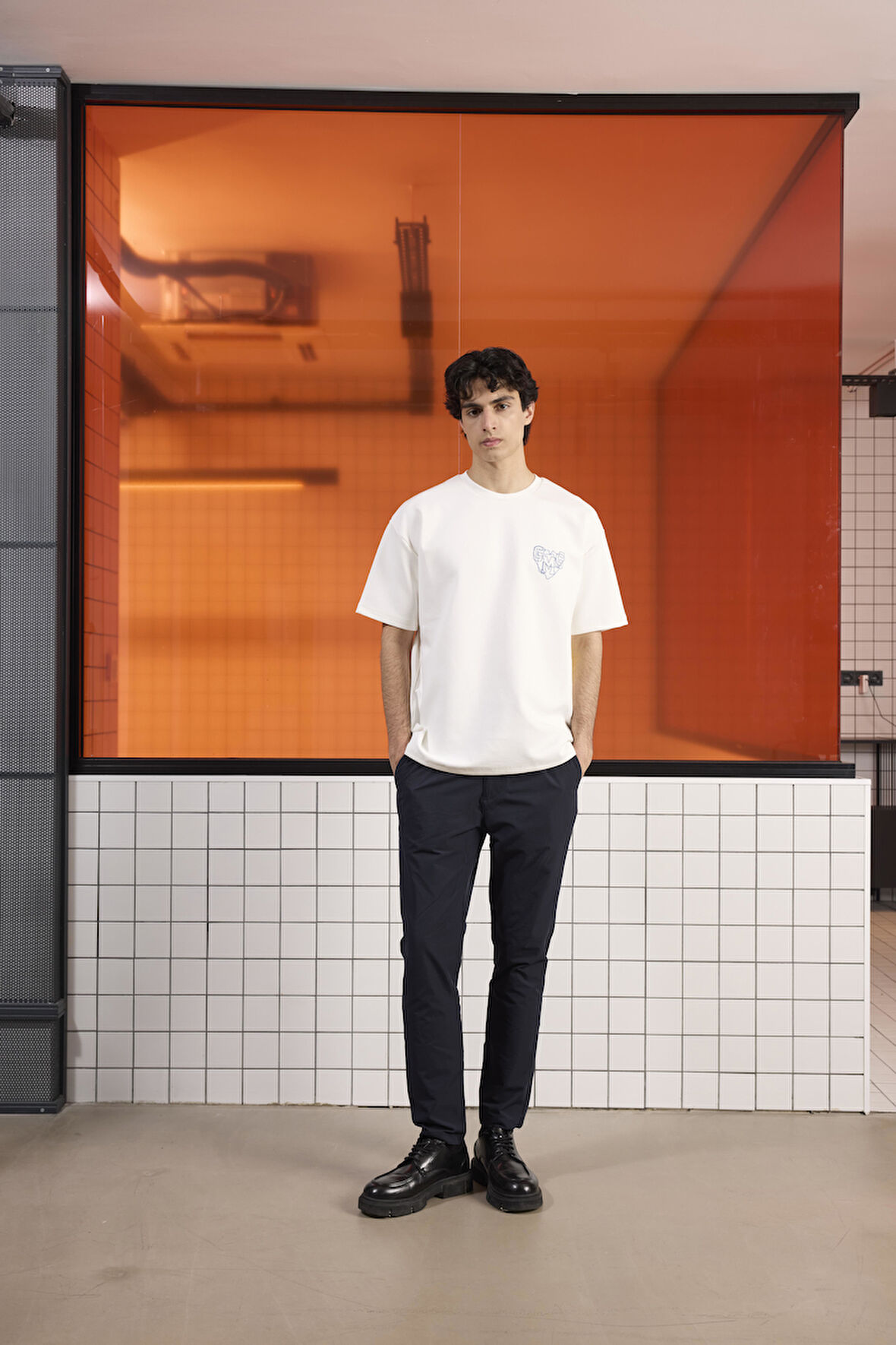 Bisiklet Yaka Göğüs ve Sırt Baskılı Erkek T-shirt