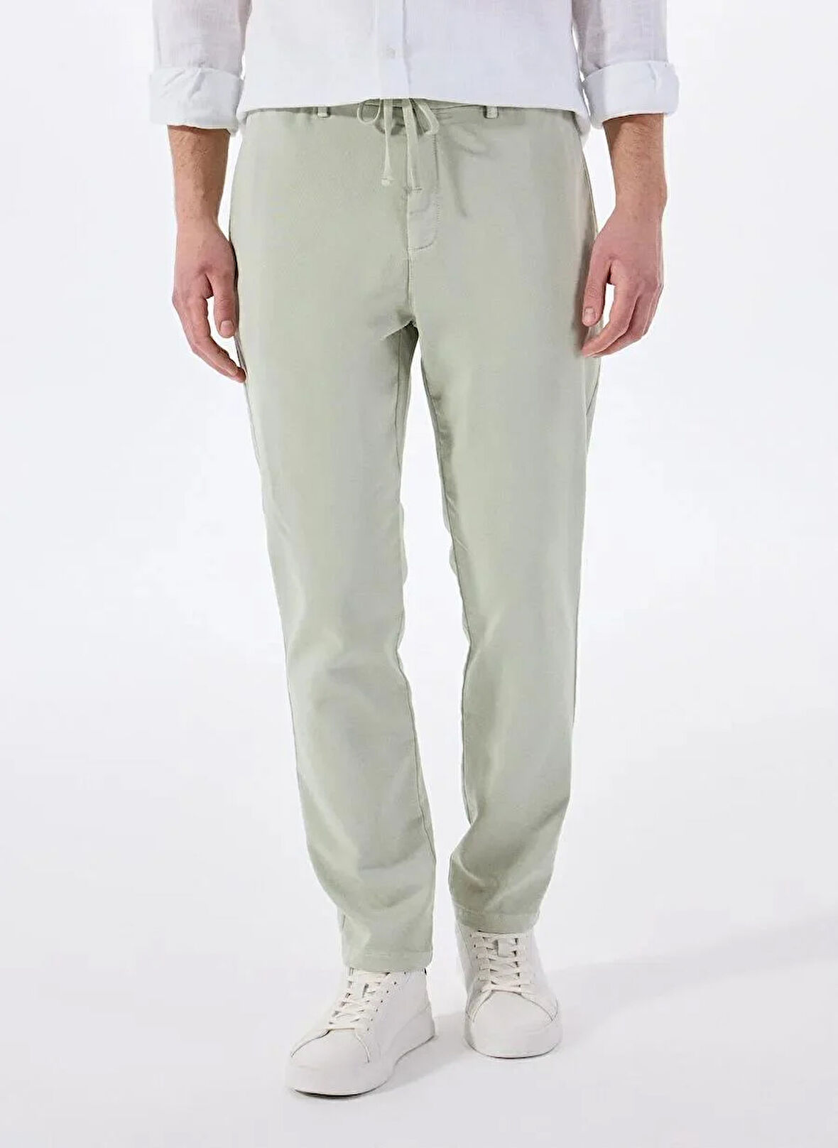 Beli Lastikli Dik Cep Arka Cep Çıtçıt Detaylı Erkek Pantolon