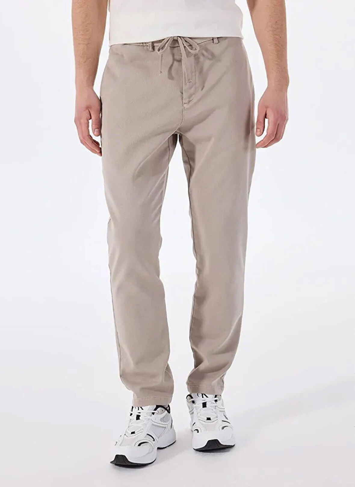 Beli Lastikli Dik Cep Arka Cep Çıtçıt Detaylı Erkek Pantolon