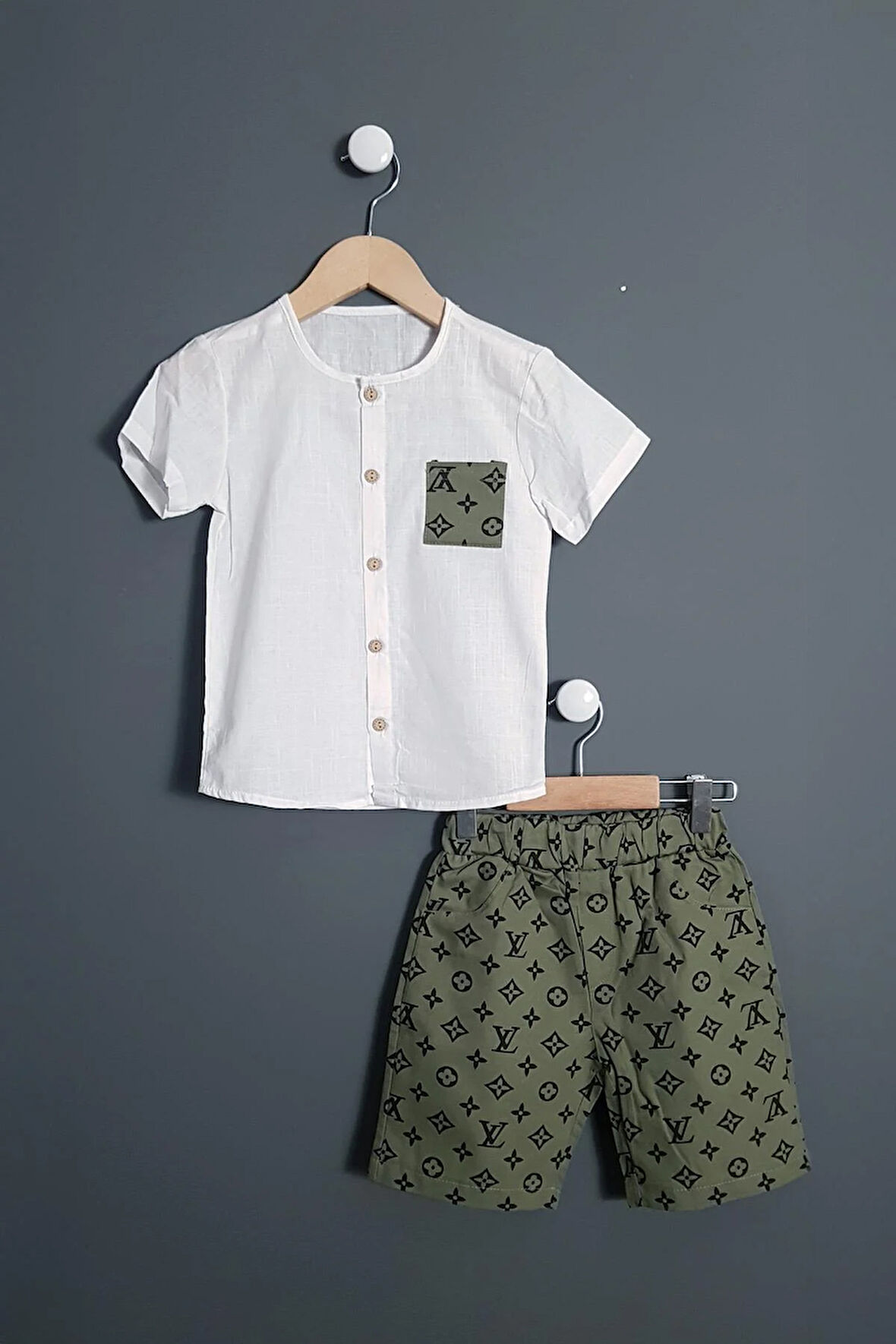 Erkek Çocuk Müslin Gömlek Şort 2'li Takım LV Tasarım Yeşil 2-3-4-5 Yaş Seçenekli