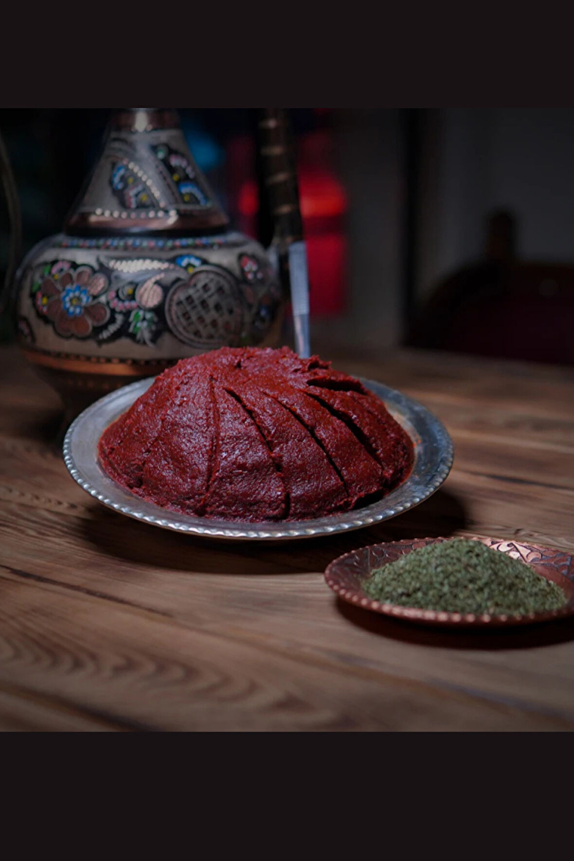 Ev Yapımı Gaziantep Acı Biber Salçası – %100 Doğal, Güneşte Kurutulmuş El Yapımı Salça, 1 Kg (Beğeni Garantili)