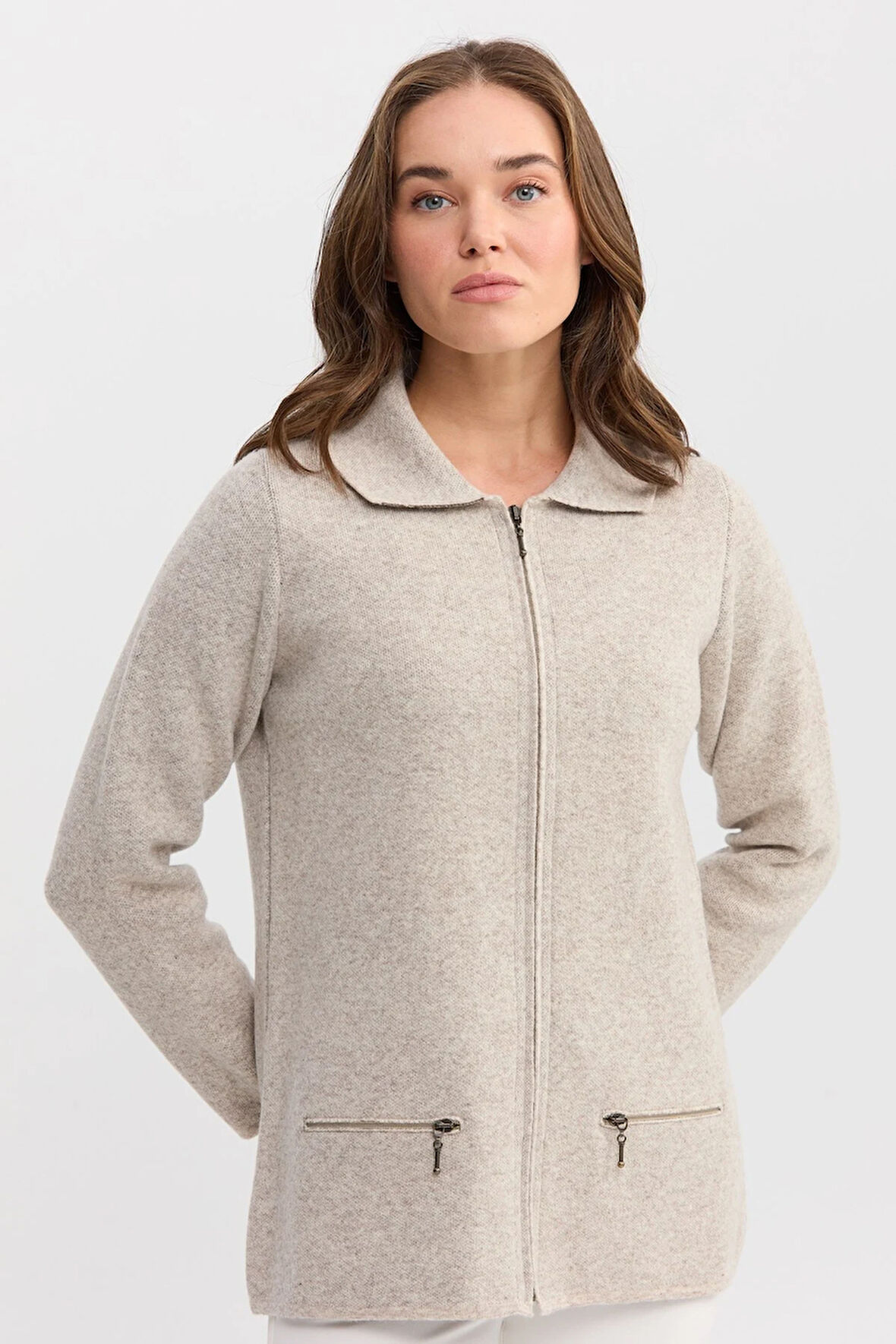 Kadın Polo Yaka Cebi Fermuarlı Yün Hırka V.Bej