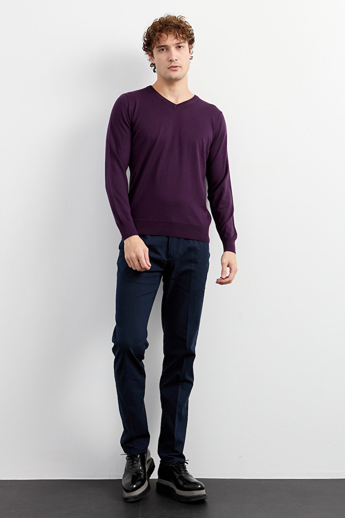 Erkek Basic V Yaka İnce Triko Kazak Mor