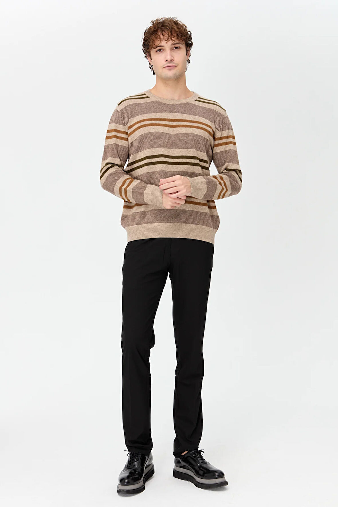 Erkek Sıfır Yaka Renkli Çizgili Klasik Yün Kazak K.Bej