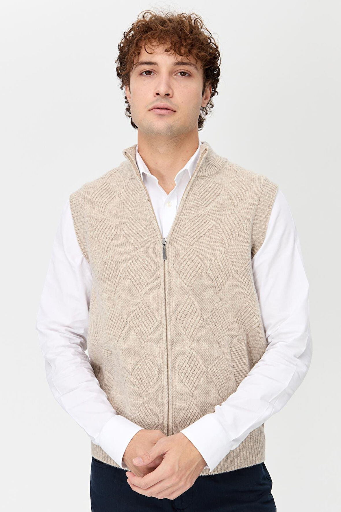 Erkek Dik Yaka Baklava Desenli Yün Yelek V.Bej