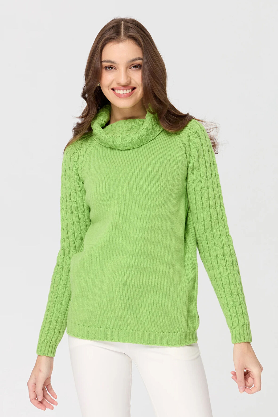 Kadın Degaje Yaka Kolu ve Yakası Saç Örgü Yün Kazak A.E.Yeşili