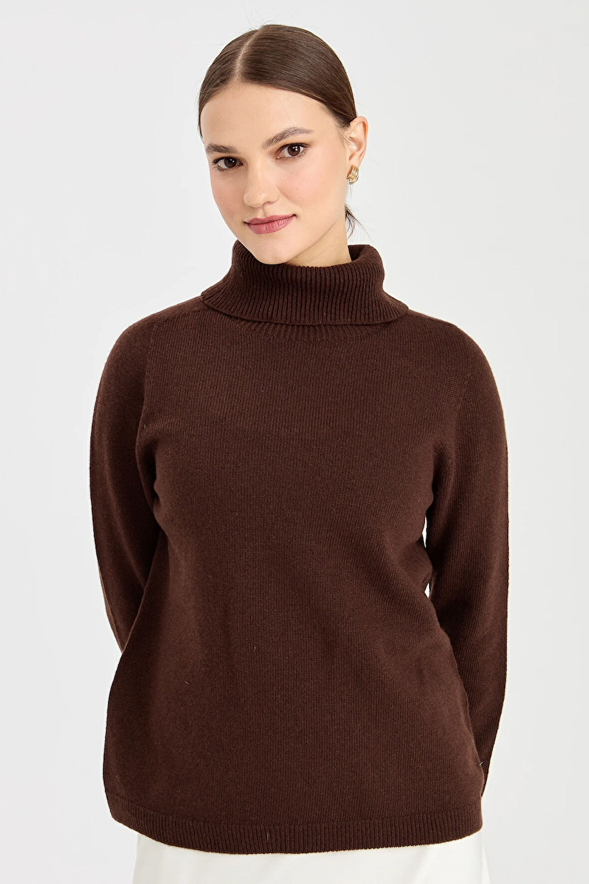 Kadın Tam Balıkçı Yaka Klasik Yün Kazak M.Kahve