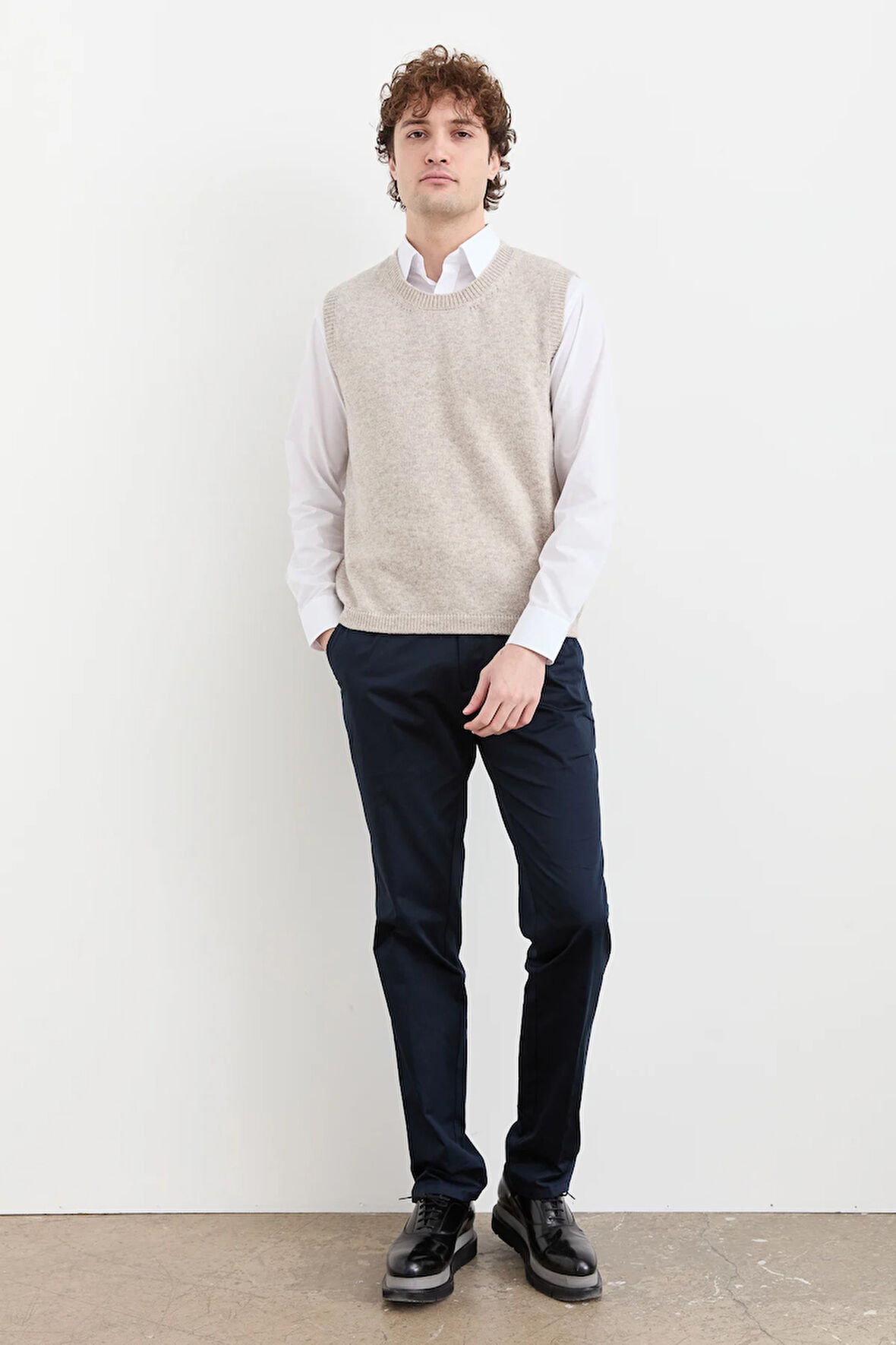 Erkek Sıfır Yaka Klasik Yün Süveter V.Bej