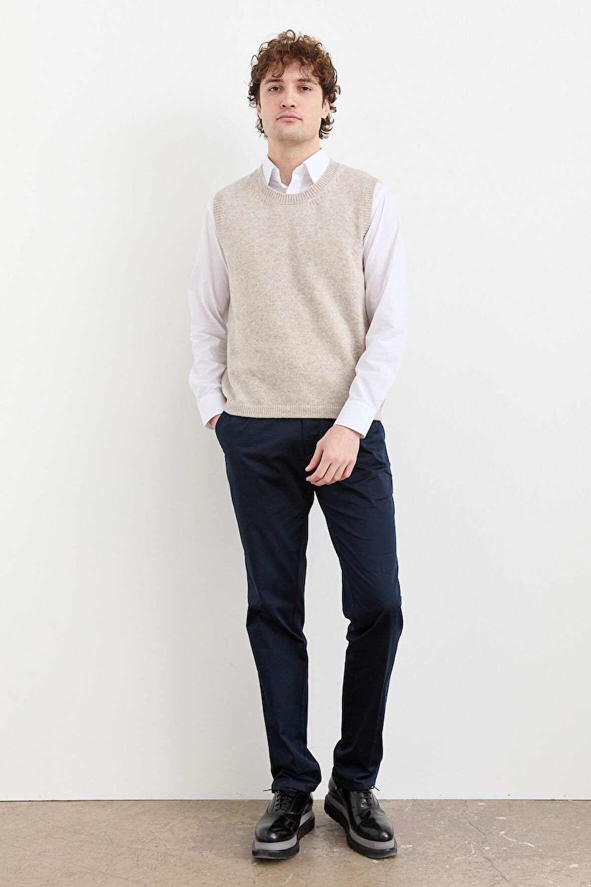 Erkek Sıfır Yaka Klasik Yün Süveter V.Bej