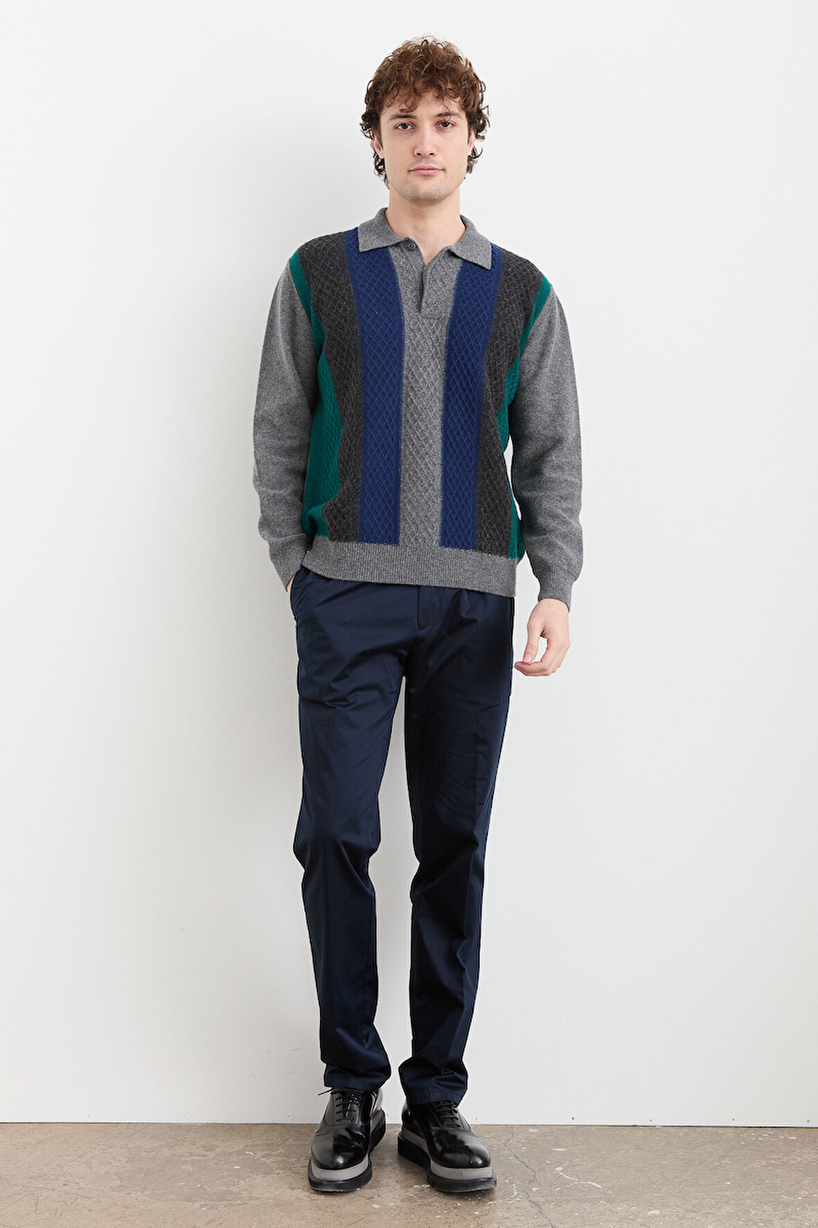 Erkek Polo Yaka Önü Desenli Yün Kazak Füme