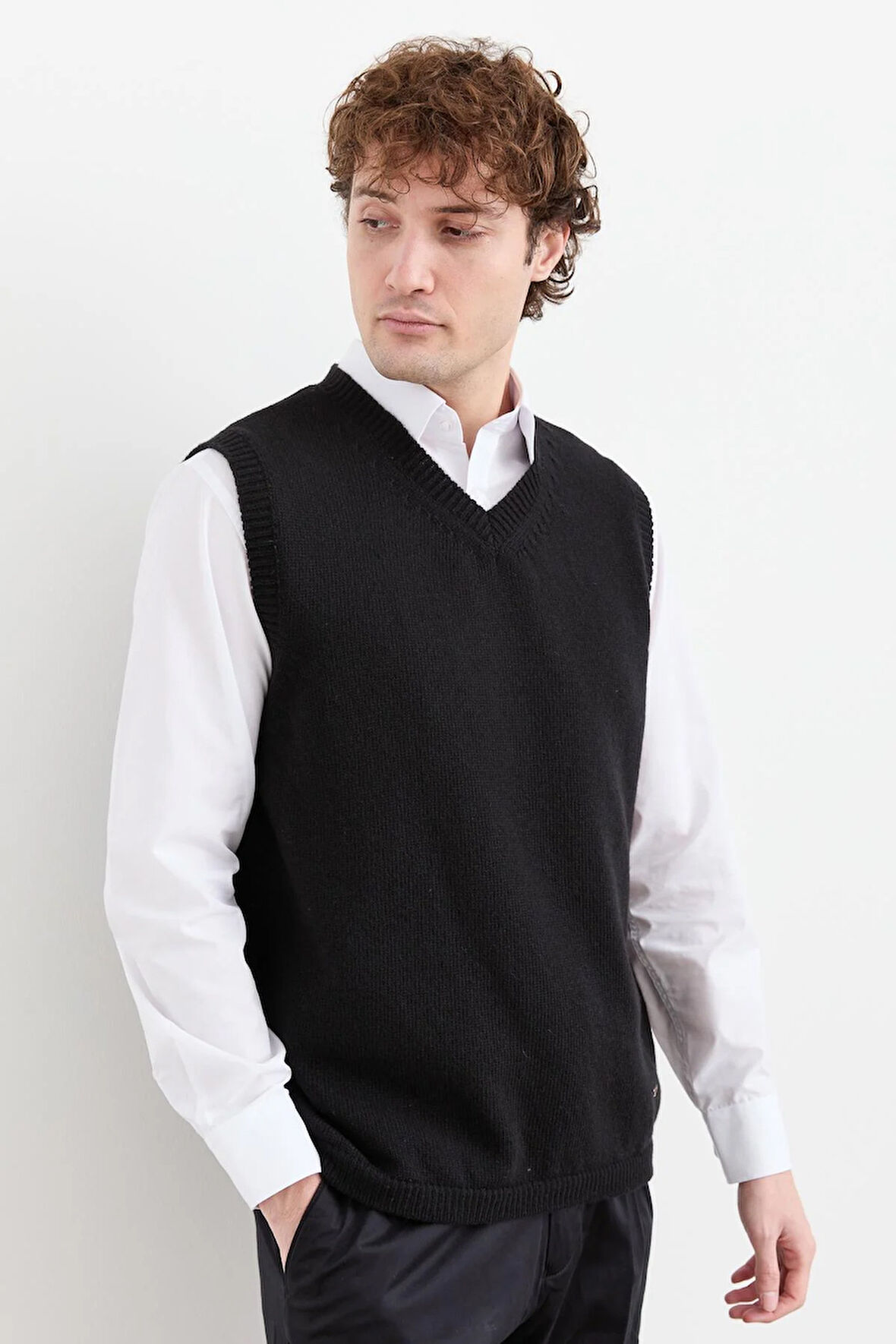 Erkek V Yaka Kalın Klasik Yün Süveter Siyah