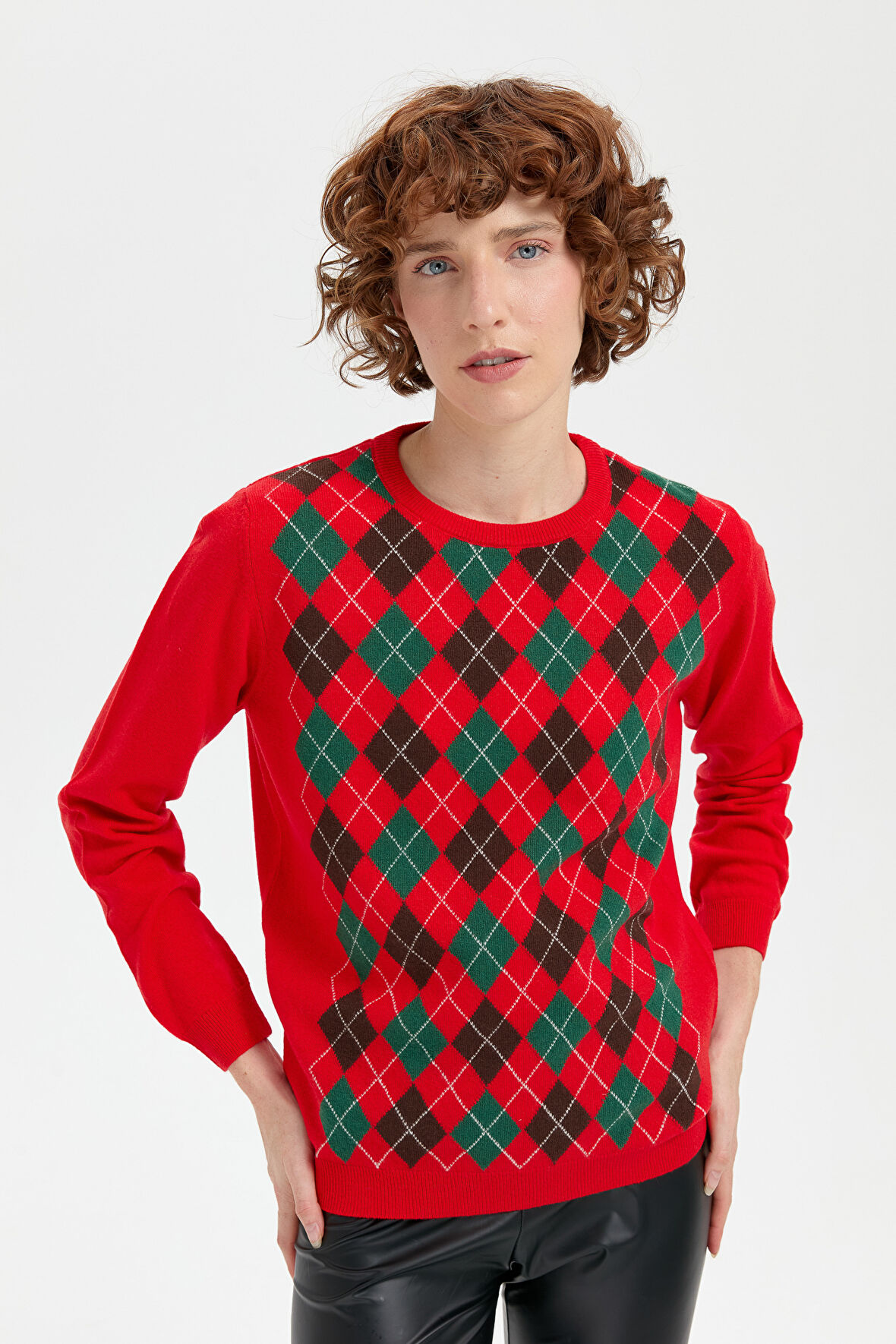 Kadın Sıfır Yaka Önü Baklava Desenli Yün Kazak Mercan