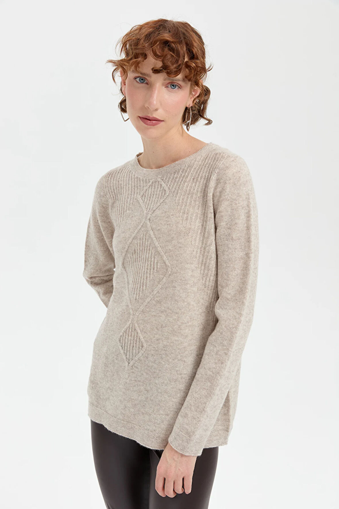 Kadın Sıfır Yaka Dikişsiz Önü Selanik Baklava Örgü Yün Kazak V.Bej