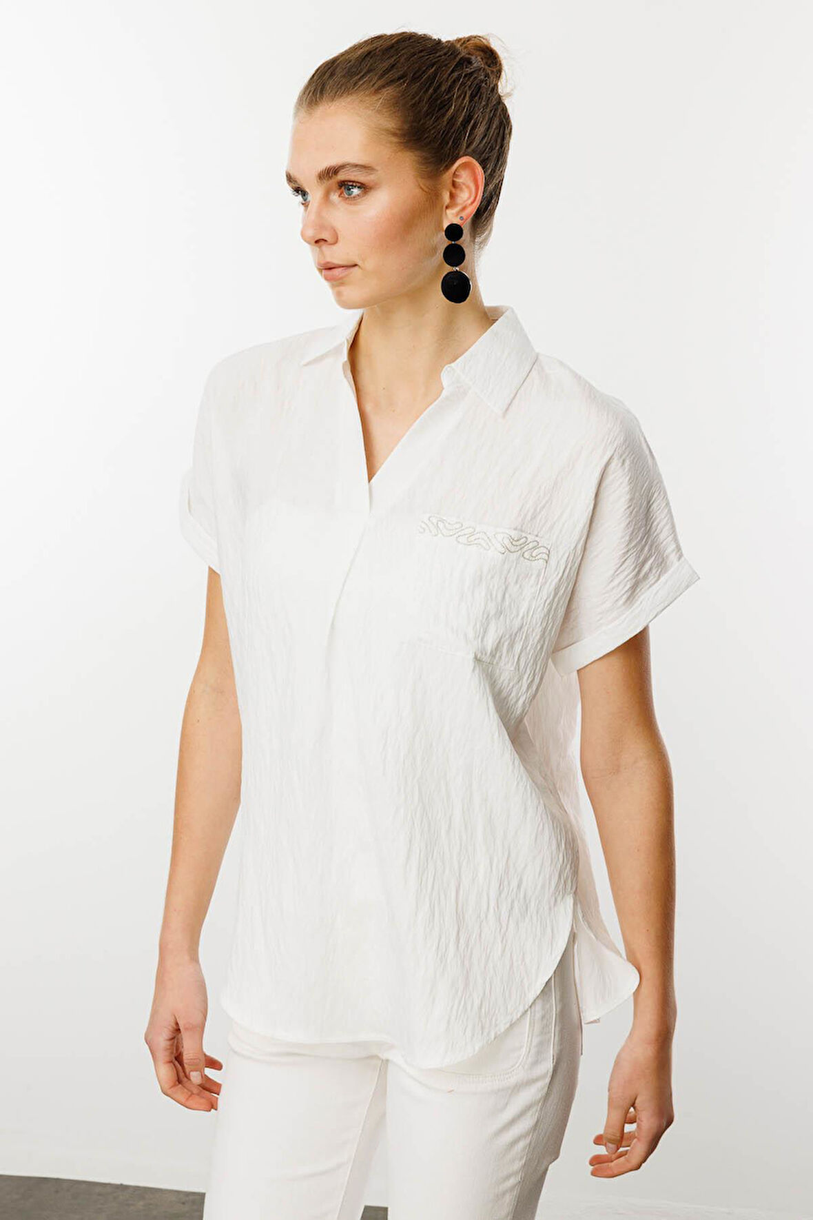 Kadın Polo Yaka Düşük Kol Gömlek Ekru