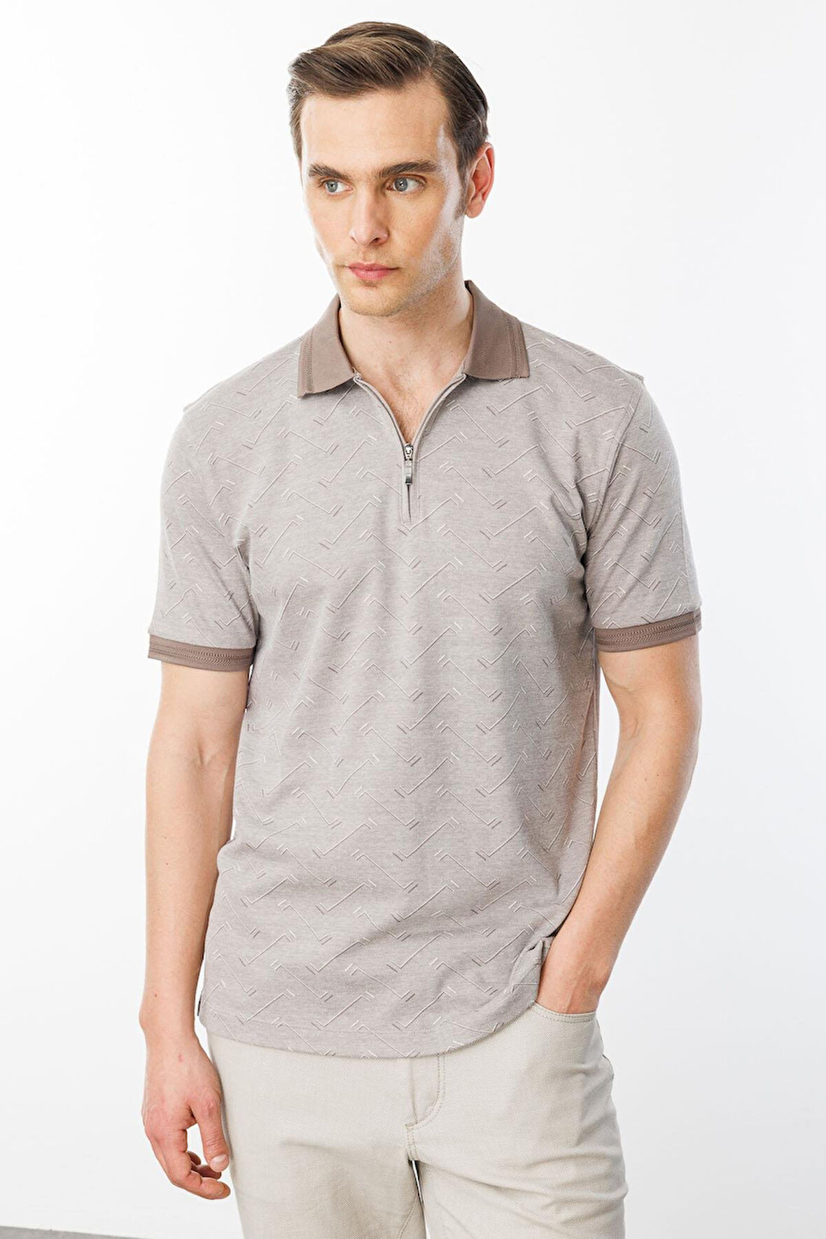 Erkek Fermuarlı Jakarlı T-shirt Bej