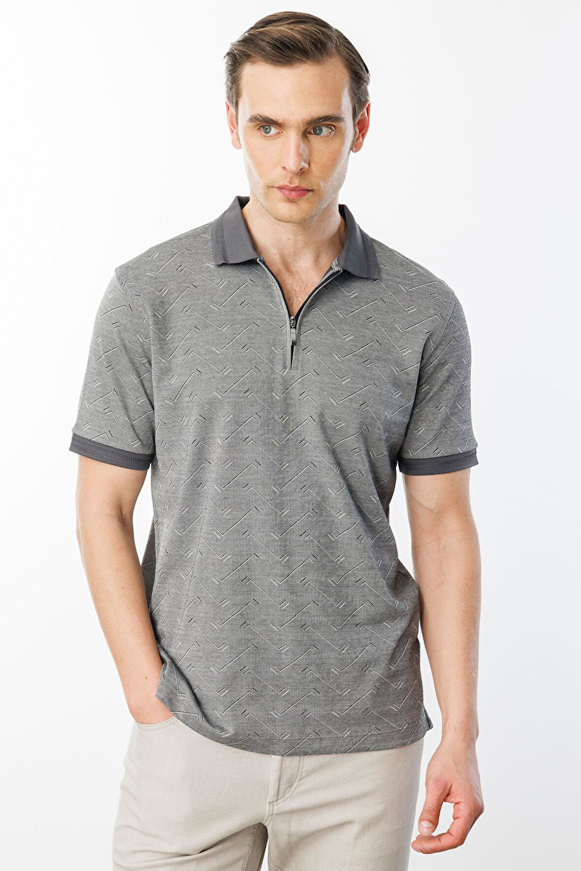 Erkek Fermuarlı Jakarlı T-shirt Siyah