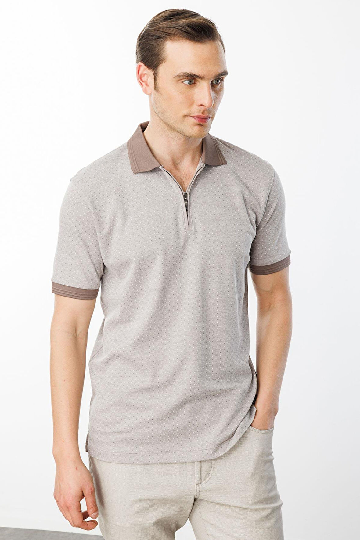 Erkek Fermuarlı Jakarlı T-shirt Bej