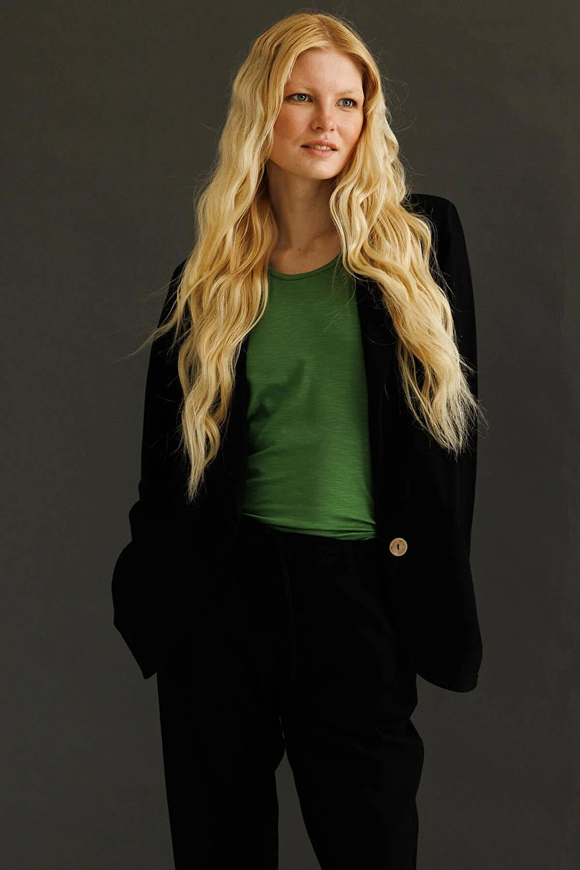 Kadın Tek Düğmeli Keten Ceket Siyah