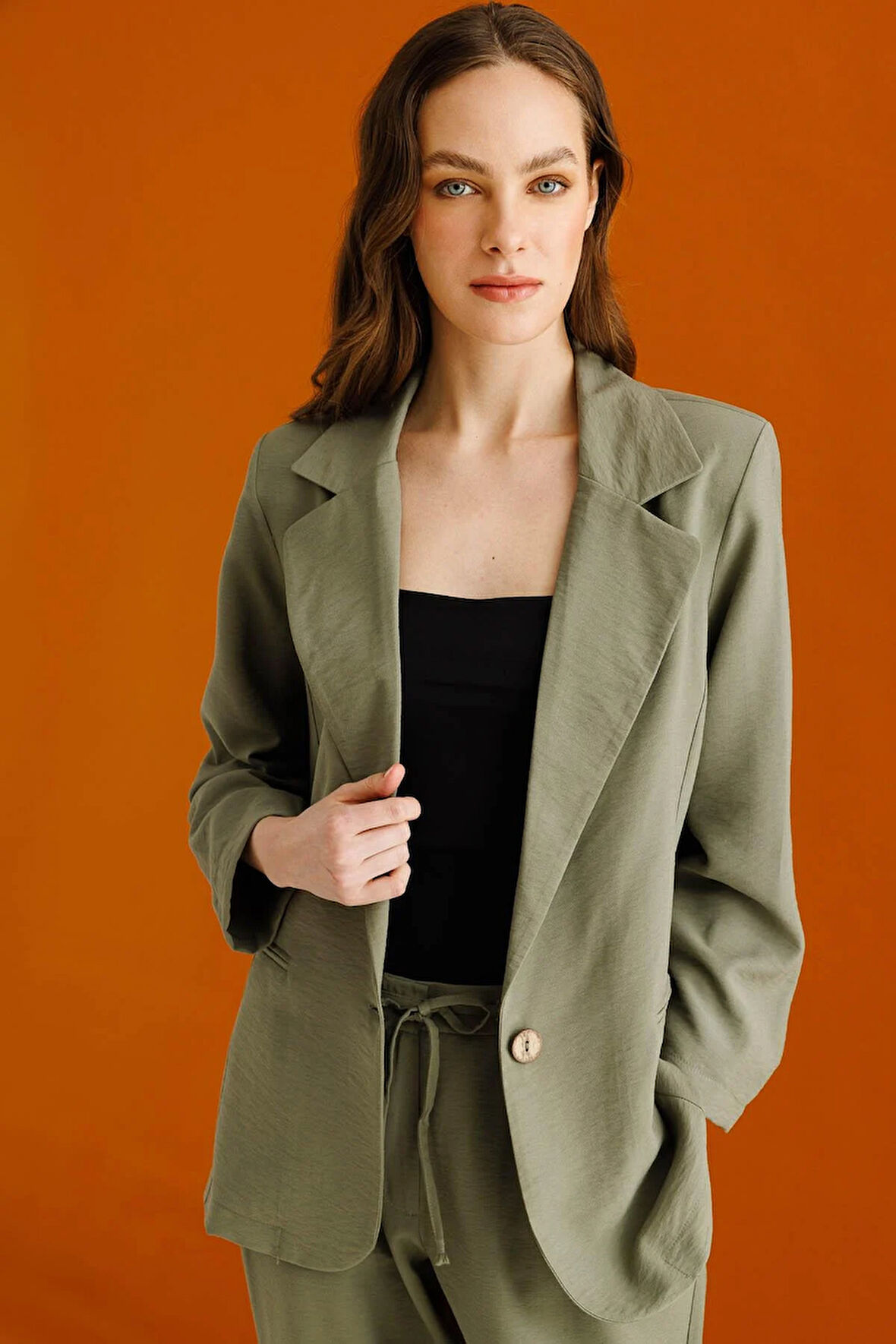 Kadın Tek Düğmeli Keten Ceket Haki