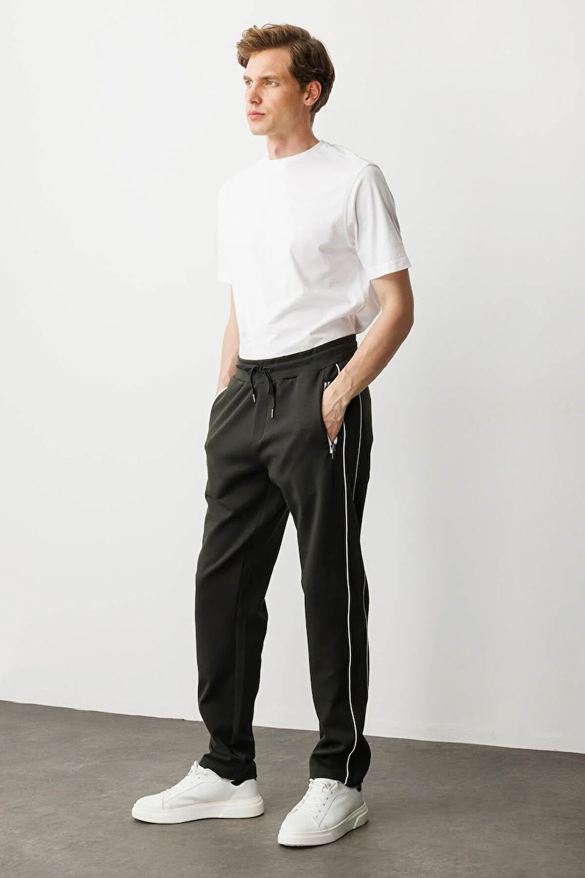 Erkek Yanı Çizgili Eşofman Altı K.Haki