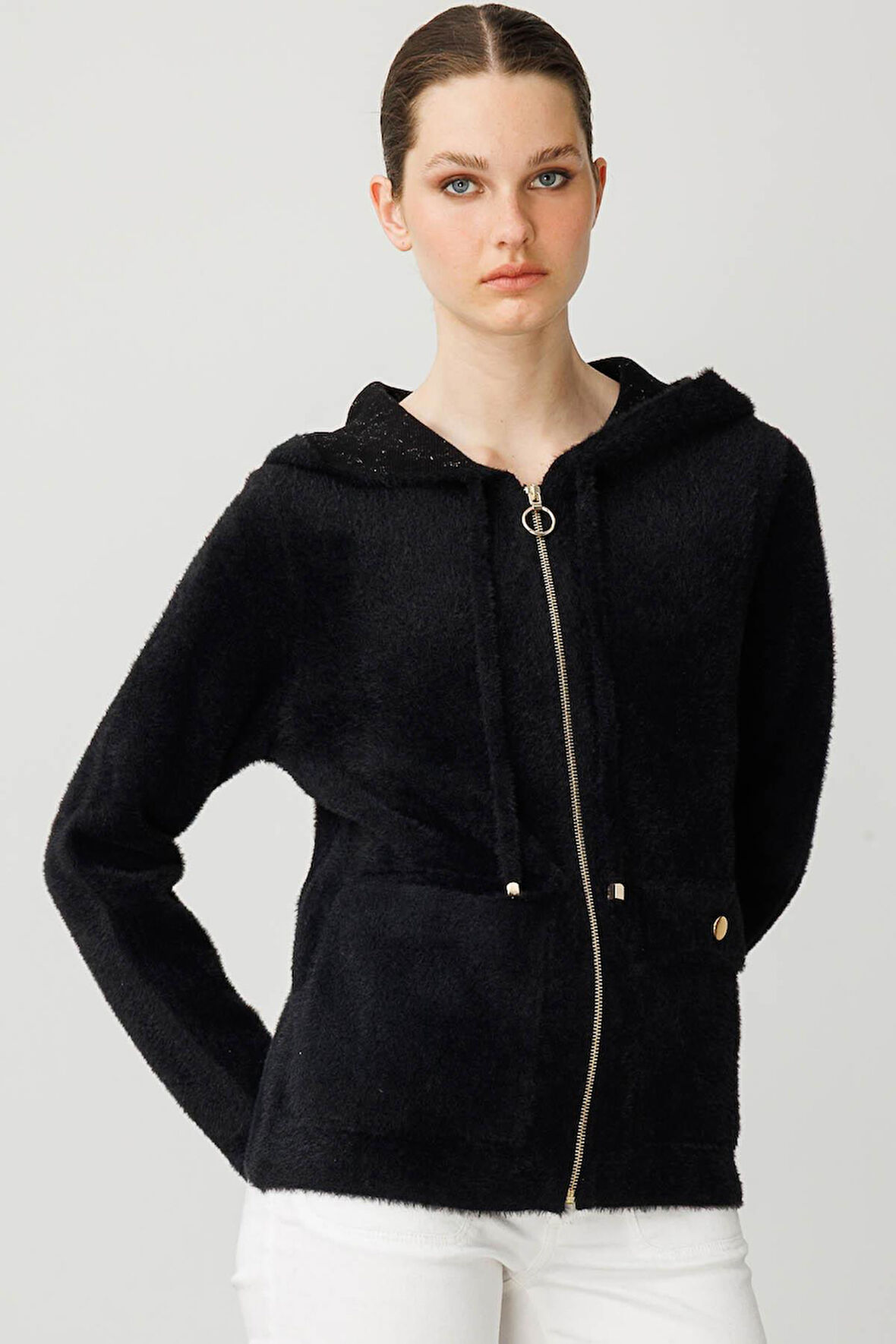 Kadın Kapüşonlu Fermuarlı Kısa Triko Sweatshirt Siyah