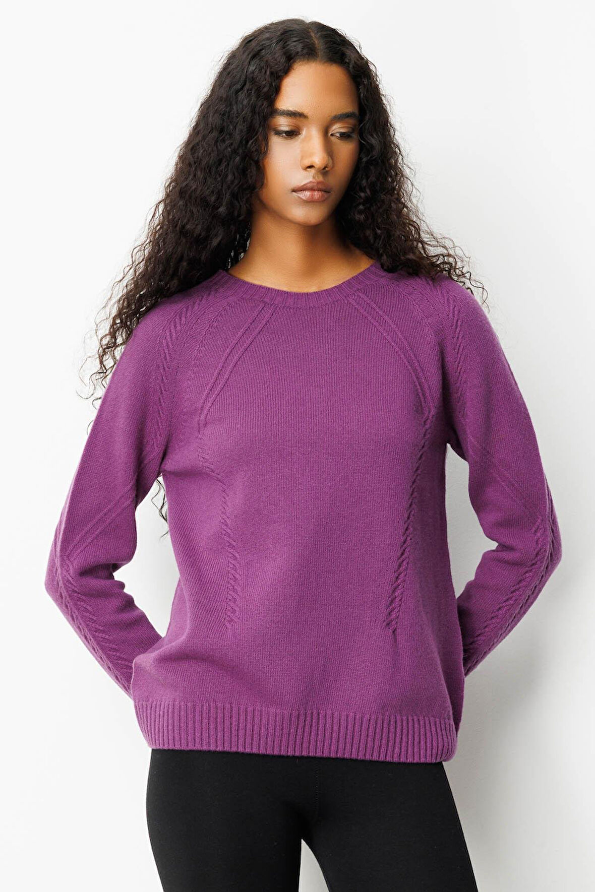 Kadın Sıfır Yaka Önü ve Kol Ortası Saç Örgü Yün Kazak A.Mor