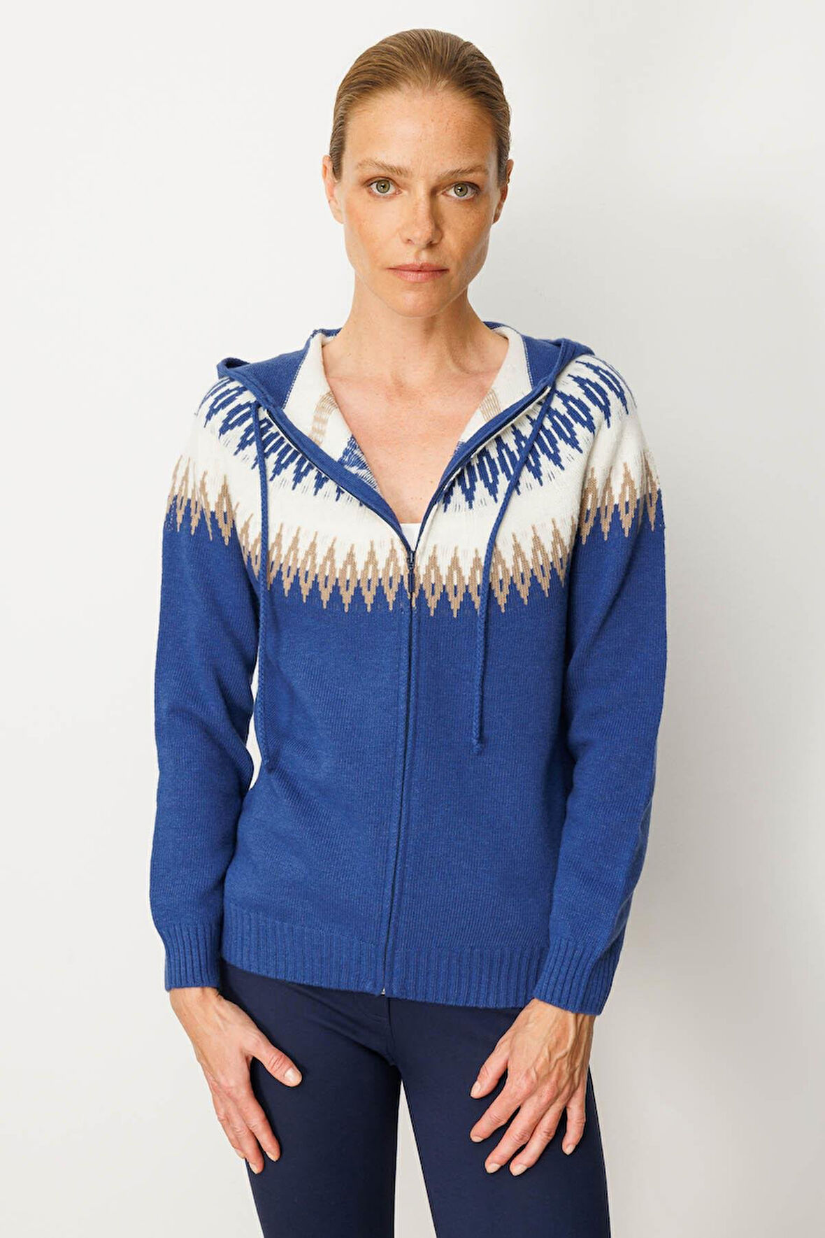 Kadın Kapüşonlu Robası Baklavalı Hırka Mavi