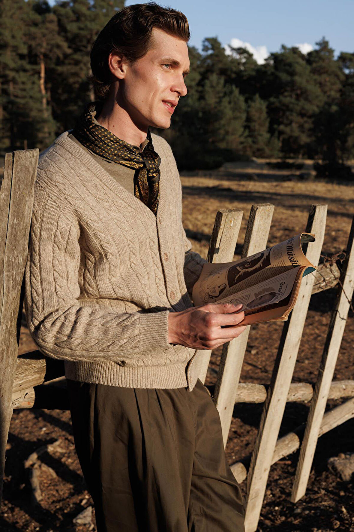 Erkek V Yaka Kalın Saç Örgülü Yün Ceket K.Bej