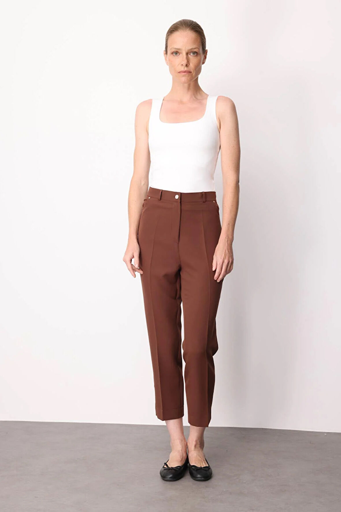 Kadın Beş Cepli Kumaş Pantolon Kahve