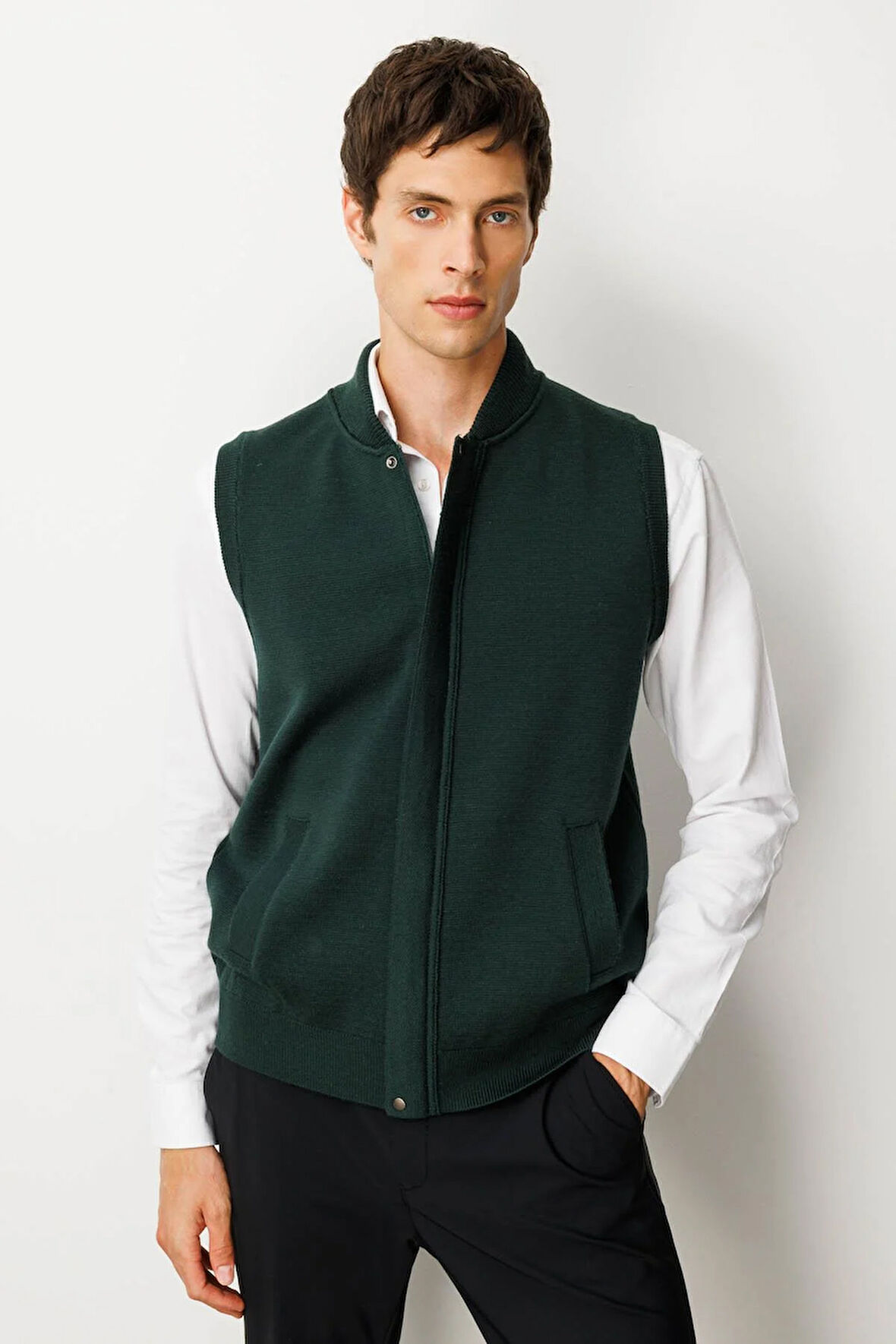 Erkek Hakim Yaka Çelik Örgü Yün Yelek Yeşil