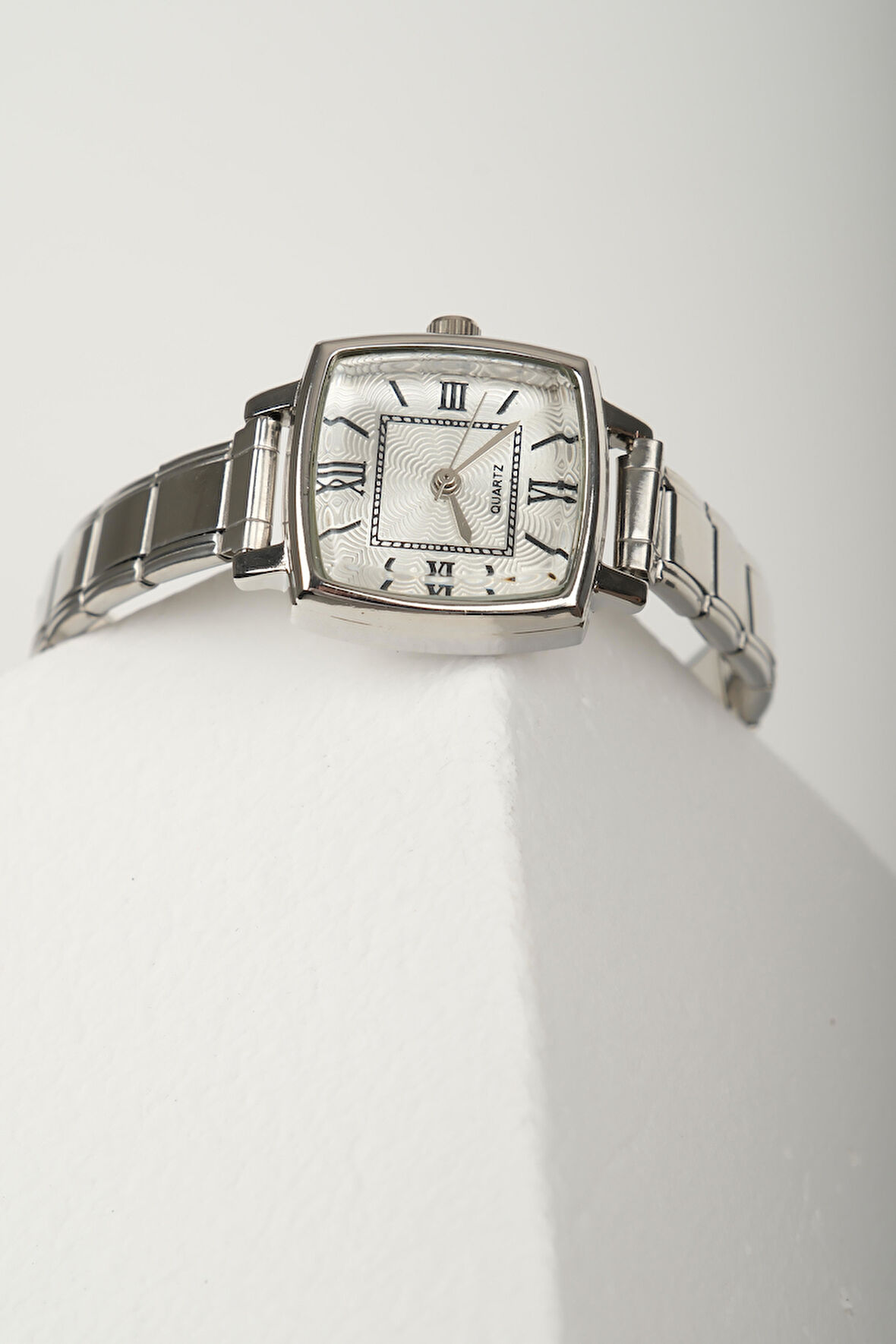 Diora Silver Beyaz Kadın Vintage Çelik Kol Saati