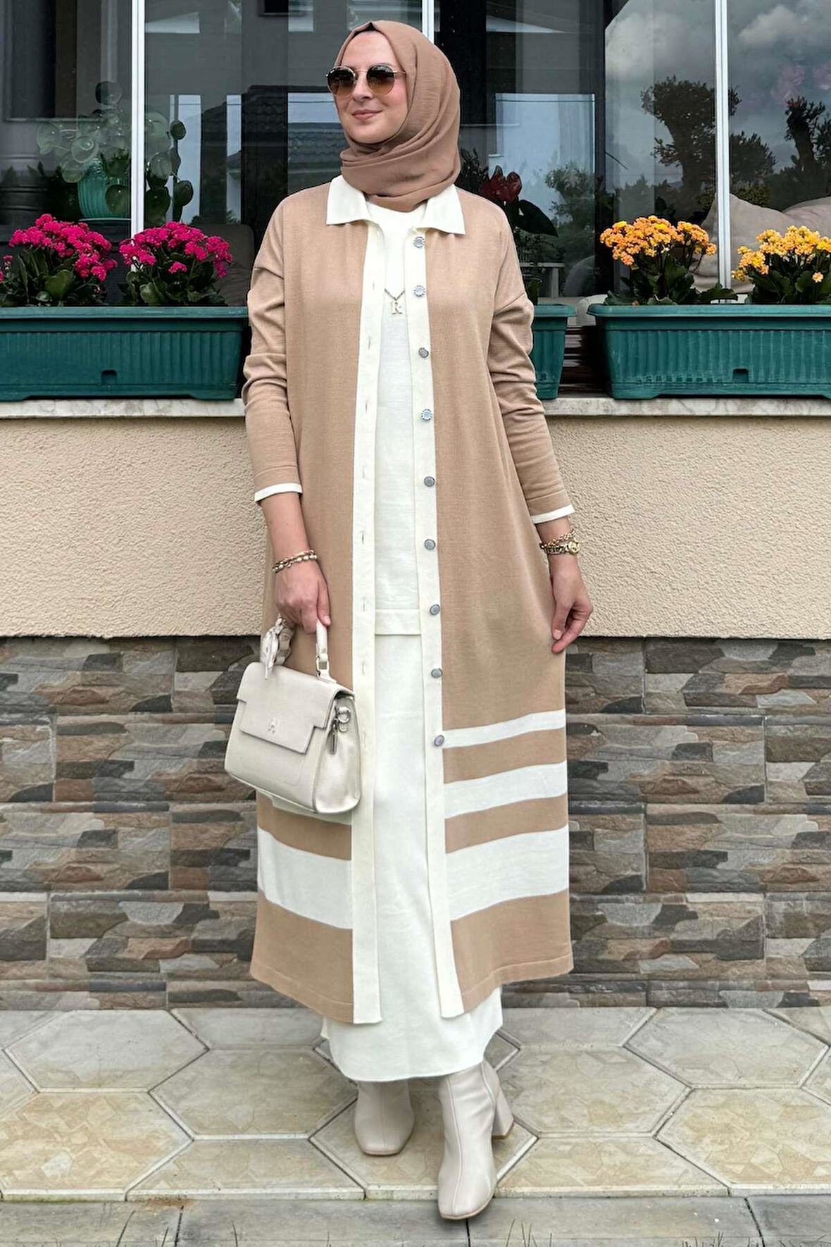 İmge Çizgili Triko Hırka Bej