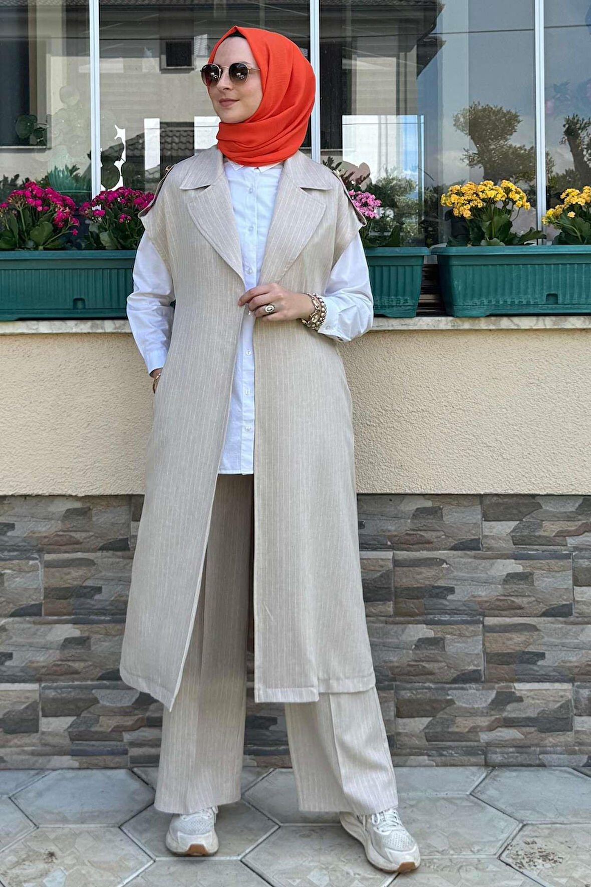 Apoletli Çizgili Takım Bej