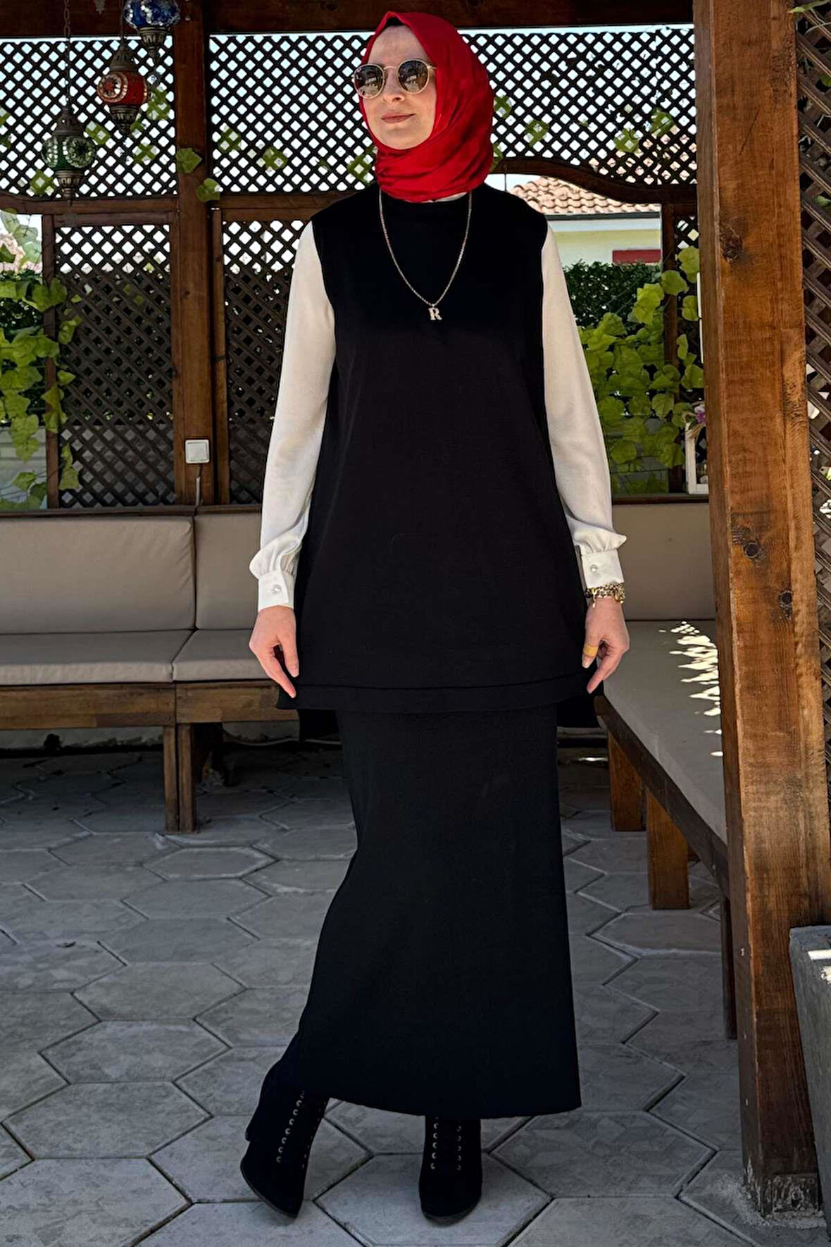 Etekli İç Takım Siyah