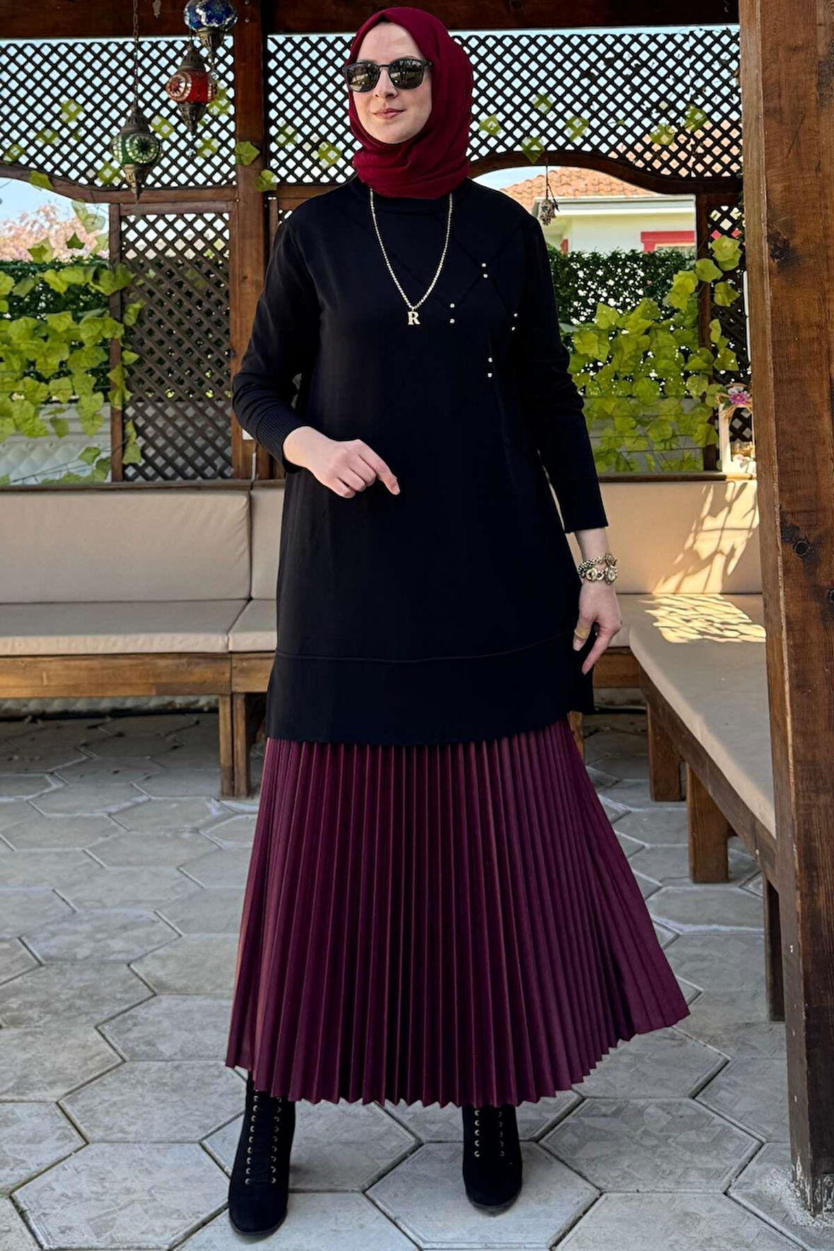Gonca Taşlı Triko Tunik Siyah