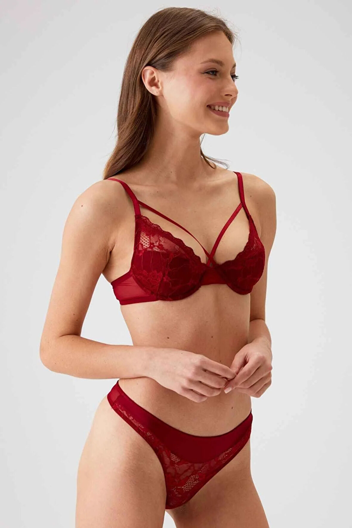 4660 PİERRE CARDİN ROBİNETTA BALENLİ DESTEKSİZ BRALET SÜTYEN TAKIM 