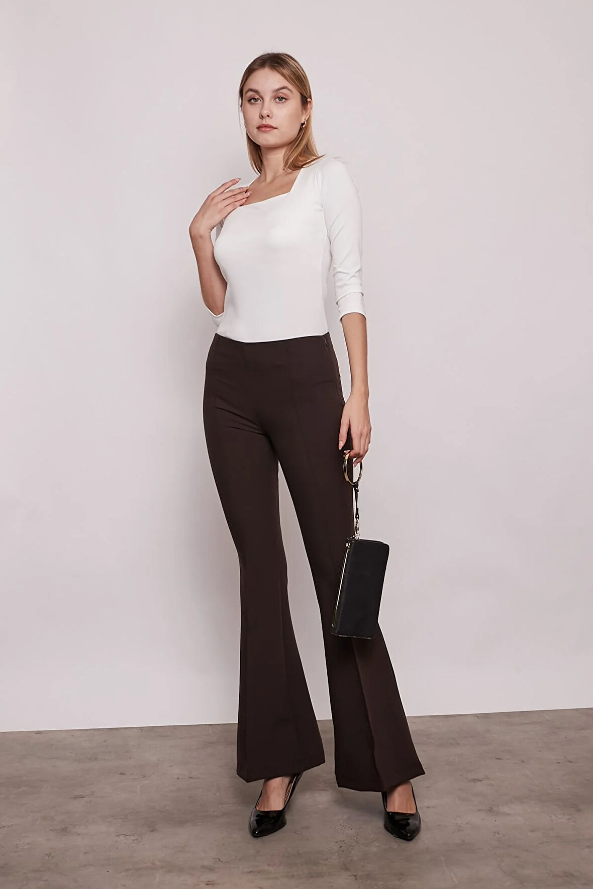 Yüksek Bel Ön Arka Dikişli İspanyol Paça Tayt Likralı Kumaş Pantolon-Kahverengi