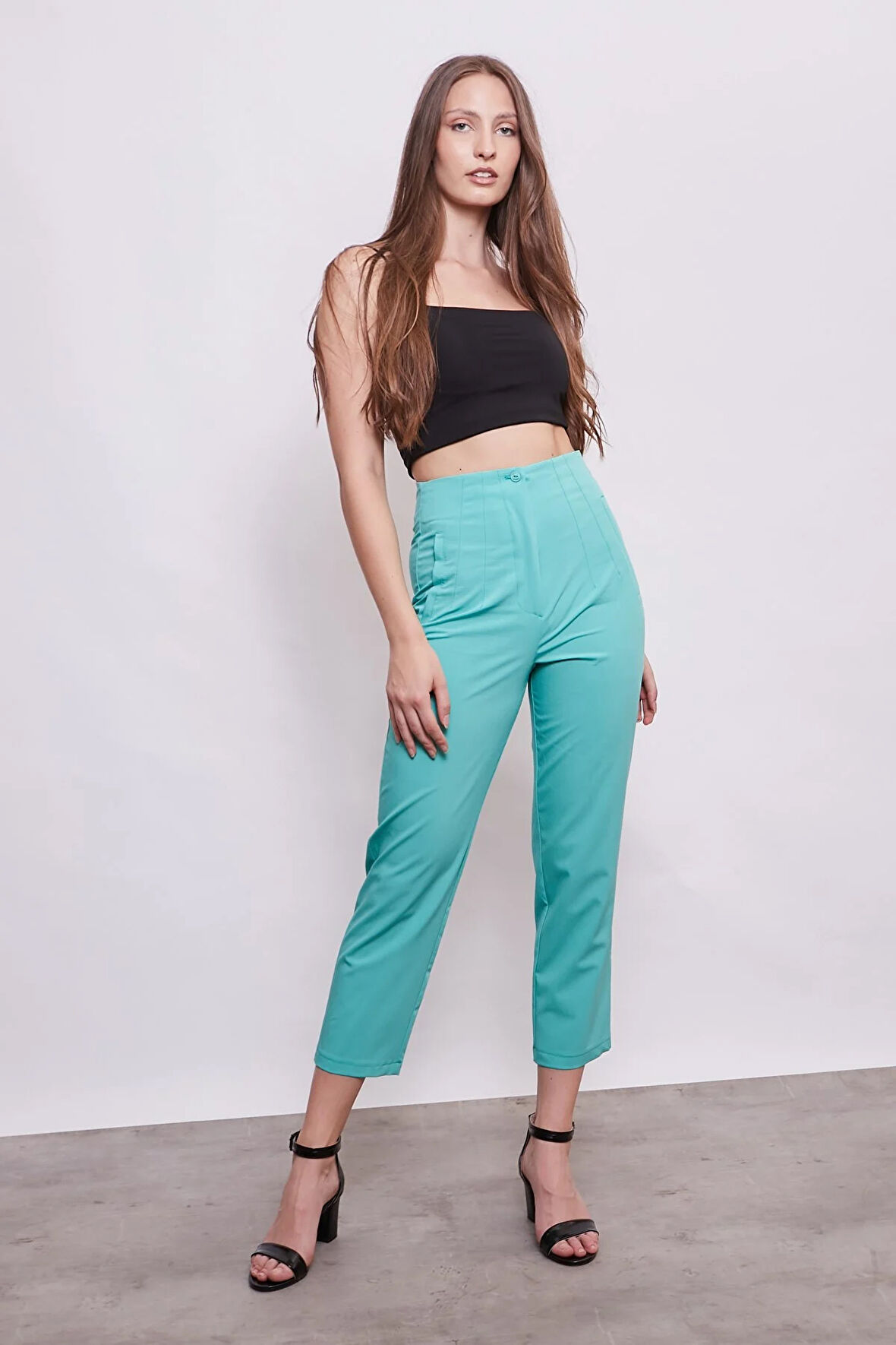 Kadın Yüksek Bel Rahat Kesim Şık Ofis Süs Cepli Havuç Pantolon-Açık Yeşil