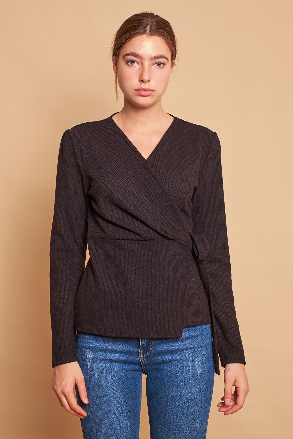 Kruvaze Anvelop Yandan Ayarlanabilir Bağlamalı Uzun Kol Hafif Likralı Triko Bluz-Siyah