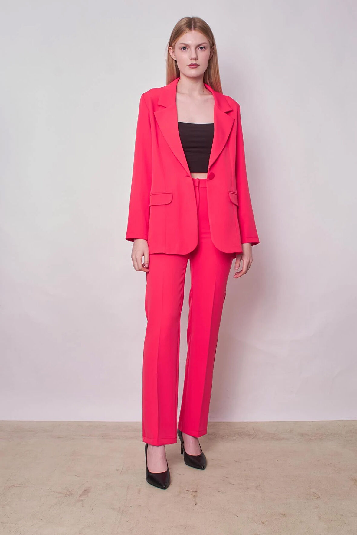 Kadın Yakalı Cep Kapaklı Uzun Kol Hafif Likralı Kumaş Oversize Blazer Ceket(Pantolonu Jument 40075)-Mercan