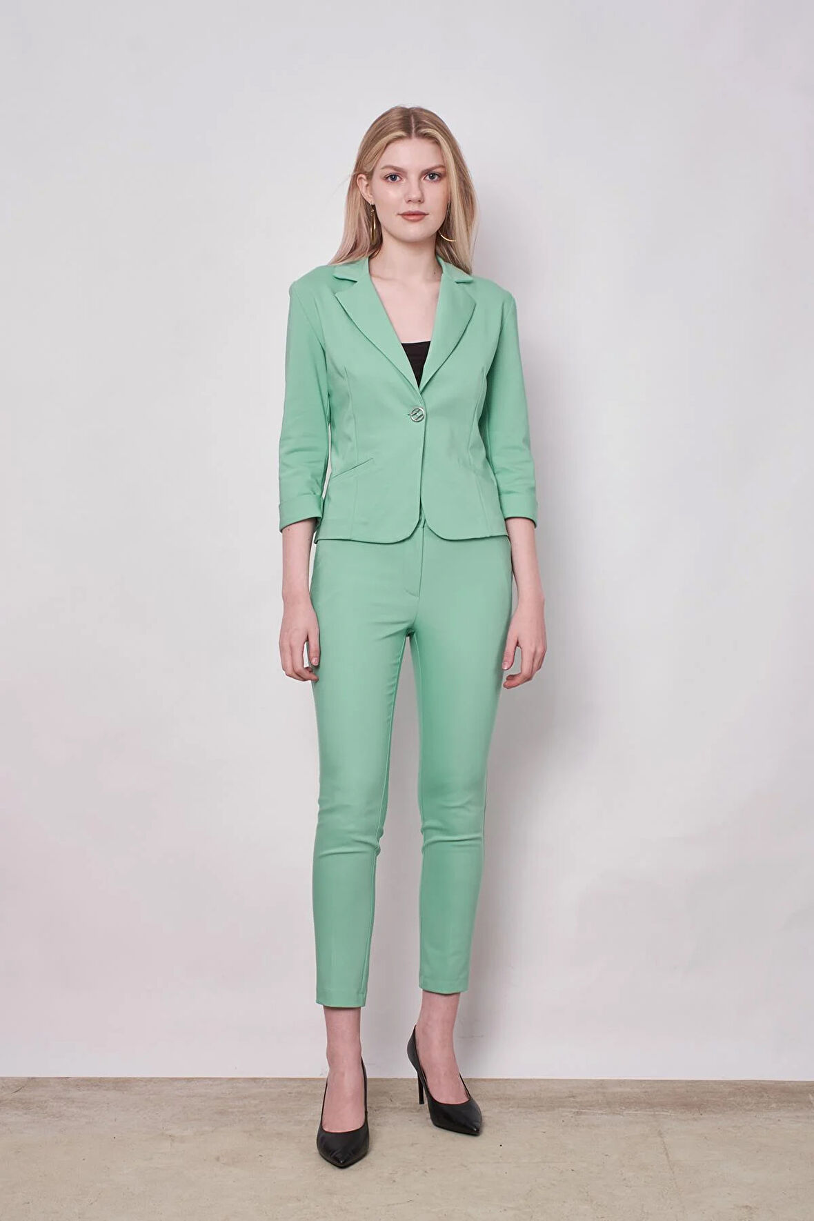 Yüksek Bel Kalın Kemerli Cepli Dar Paça Bilek Boy Pamuklu Likralı Kumaş Pantolon -Mint 